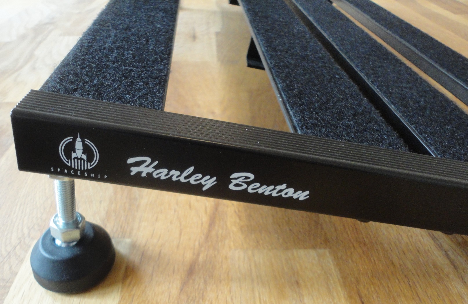 Pedalboard Harley Benton SpaceShip 60 + Sacoche de transport (Lorraine