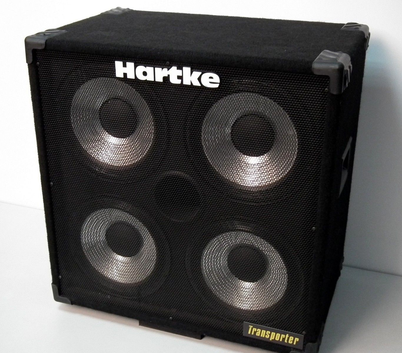 Photo Hartke 410TP Hartke TRANSPORTER 4x10 (222207) Audiofanzine