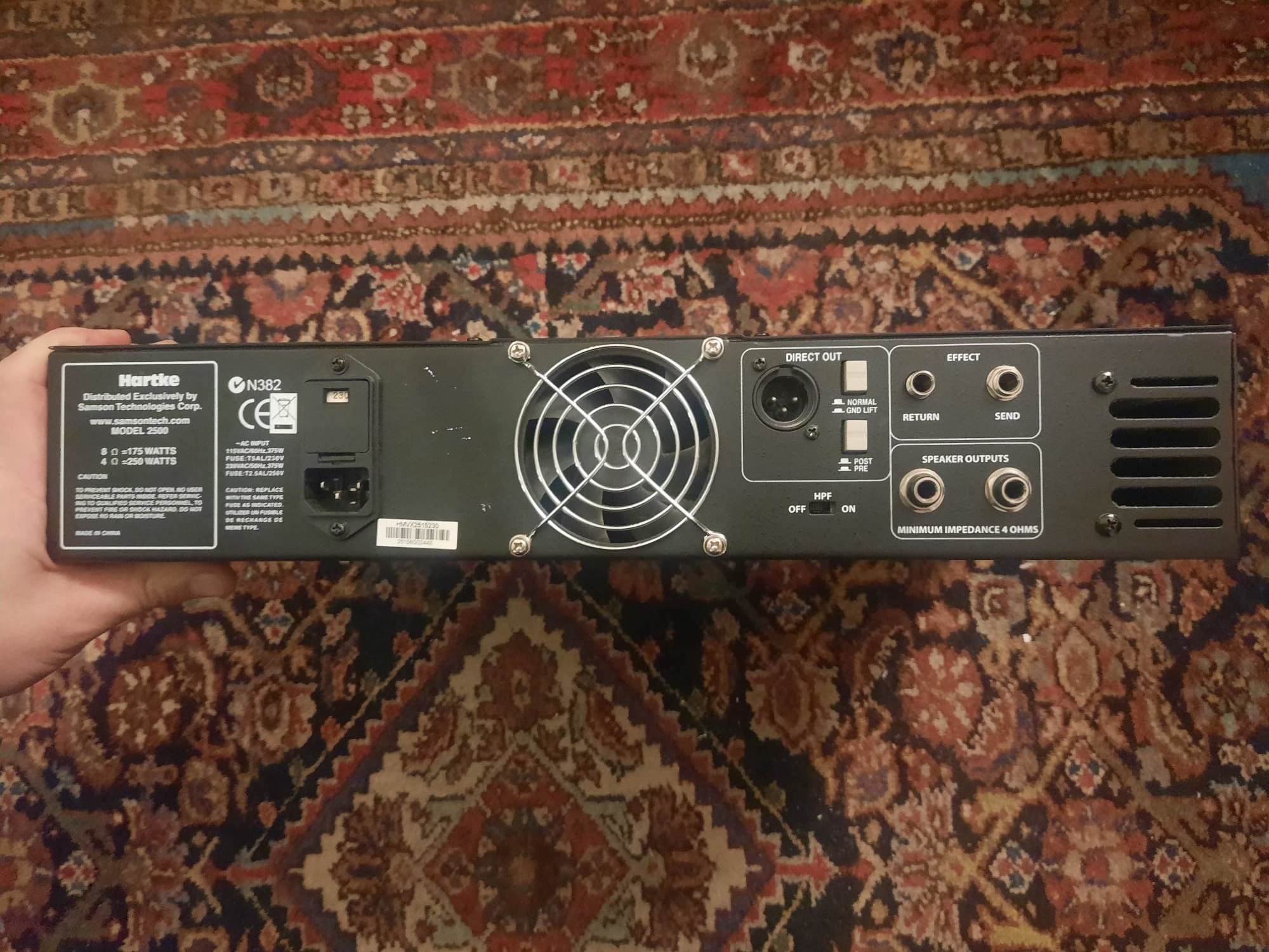 HA2500 Hartke HA2500 Audiofanzine