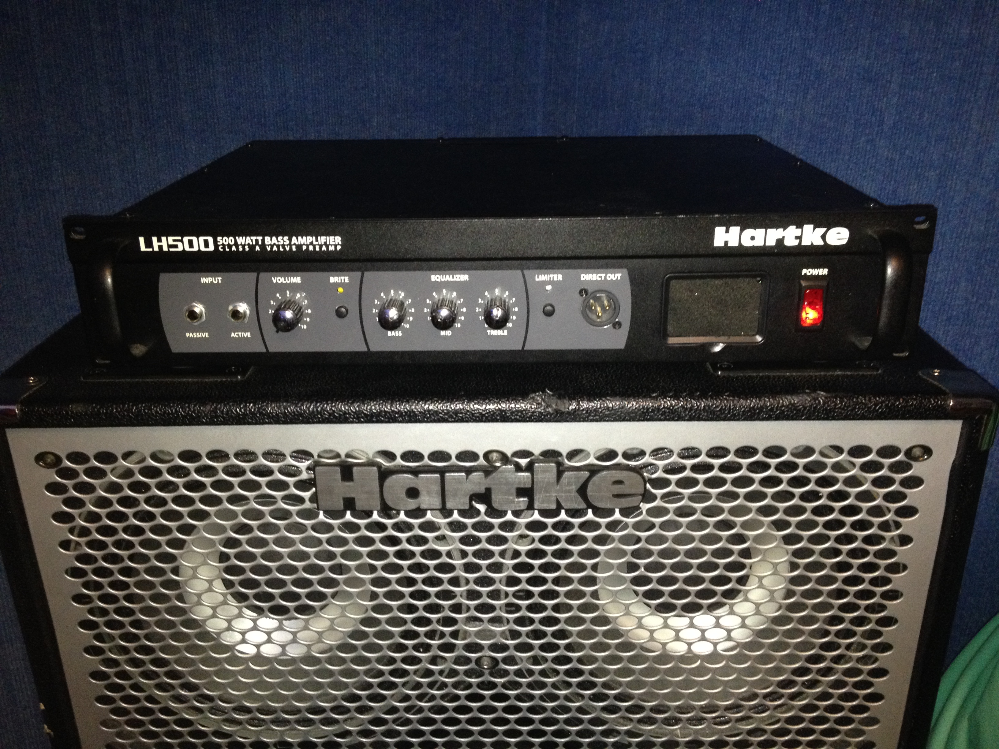 HYDRIVE 410 Hartke HyDrive 410 Audiofanzine