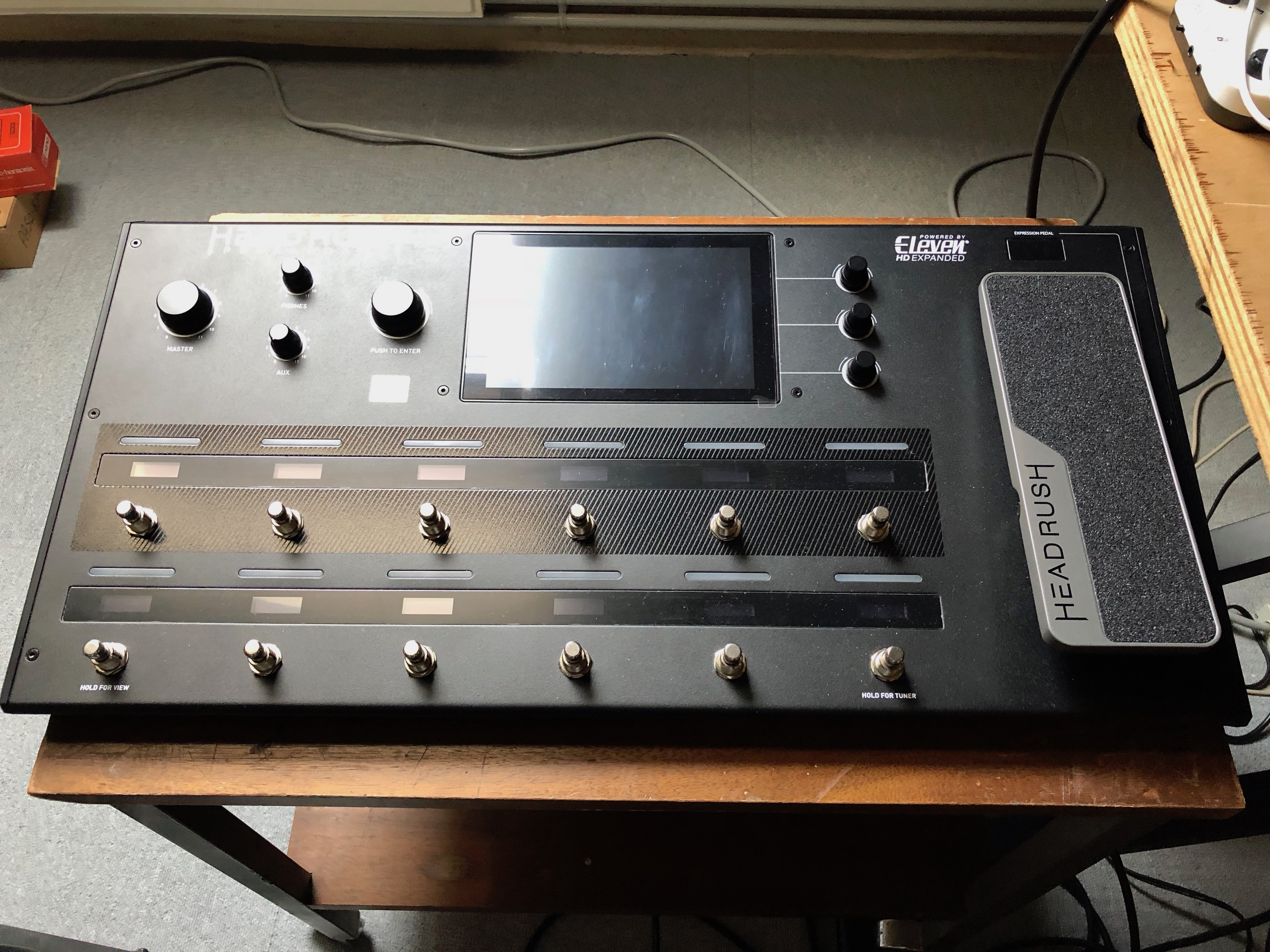 HEADRUSH PEDALBOARD HeadRush Electronics HeadRush Pedalboard Audiofanzine