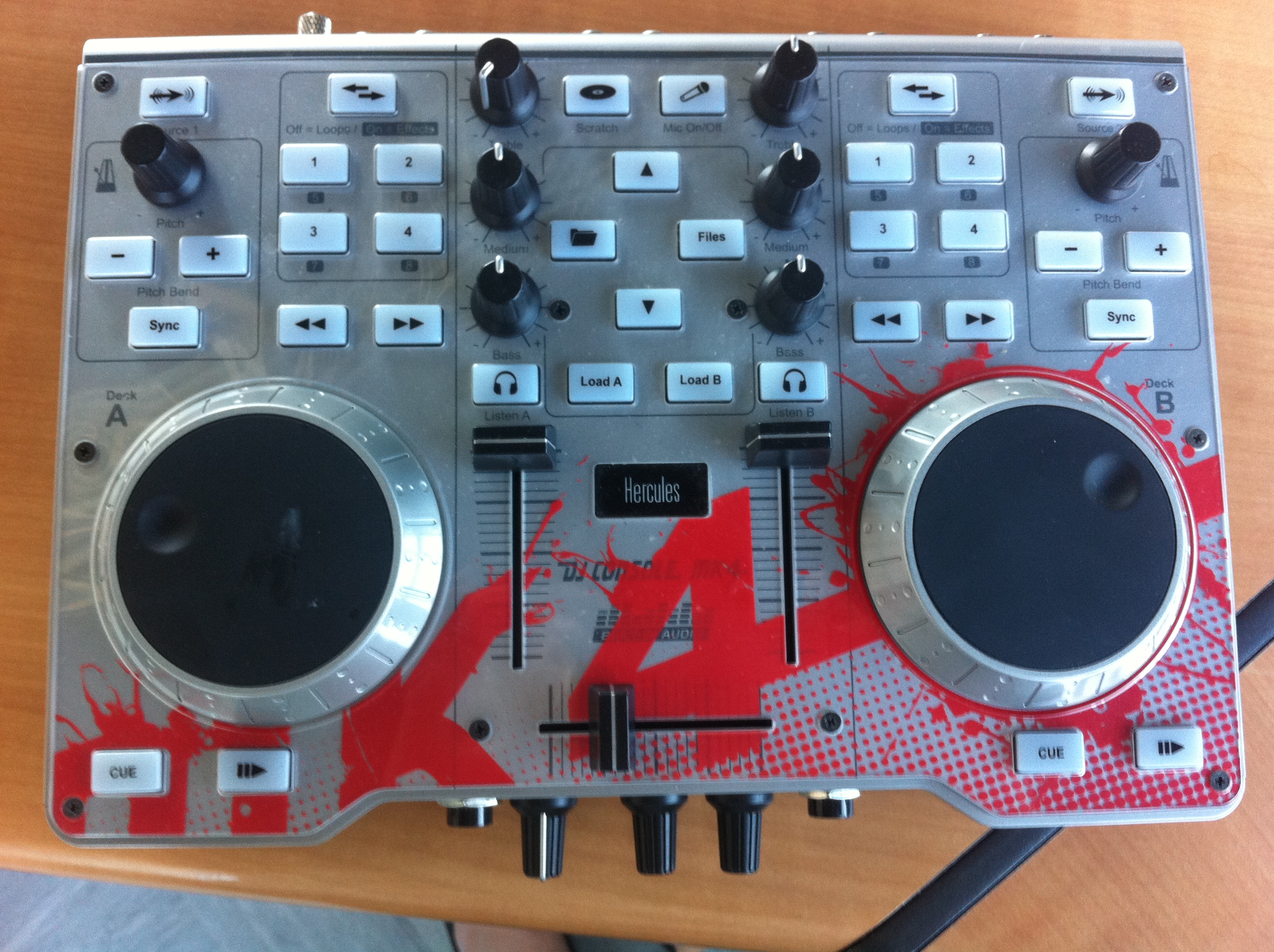 DJ Console MK4 - Hercules - Support website