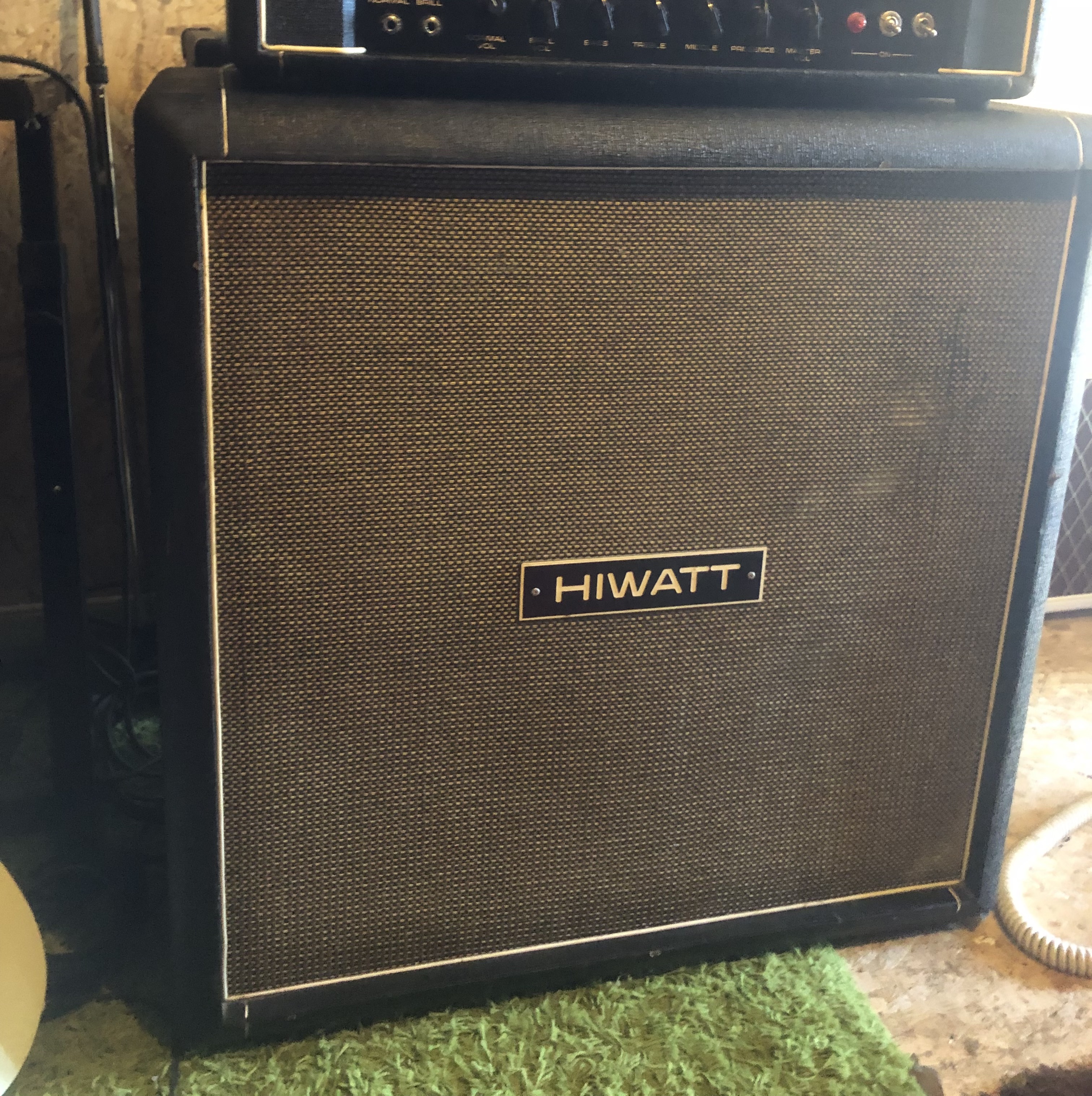 412 Cabinet / SE-4122 - Hiwatt 412 Cabinet / SE-4122 412 Cabinet / SE-4122 - Hiwatt 412 Cabinet / SE-4122