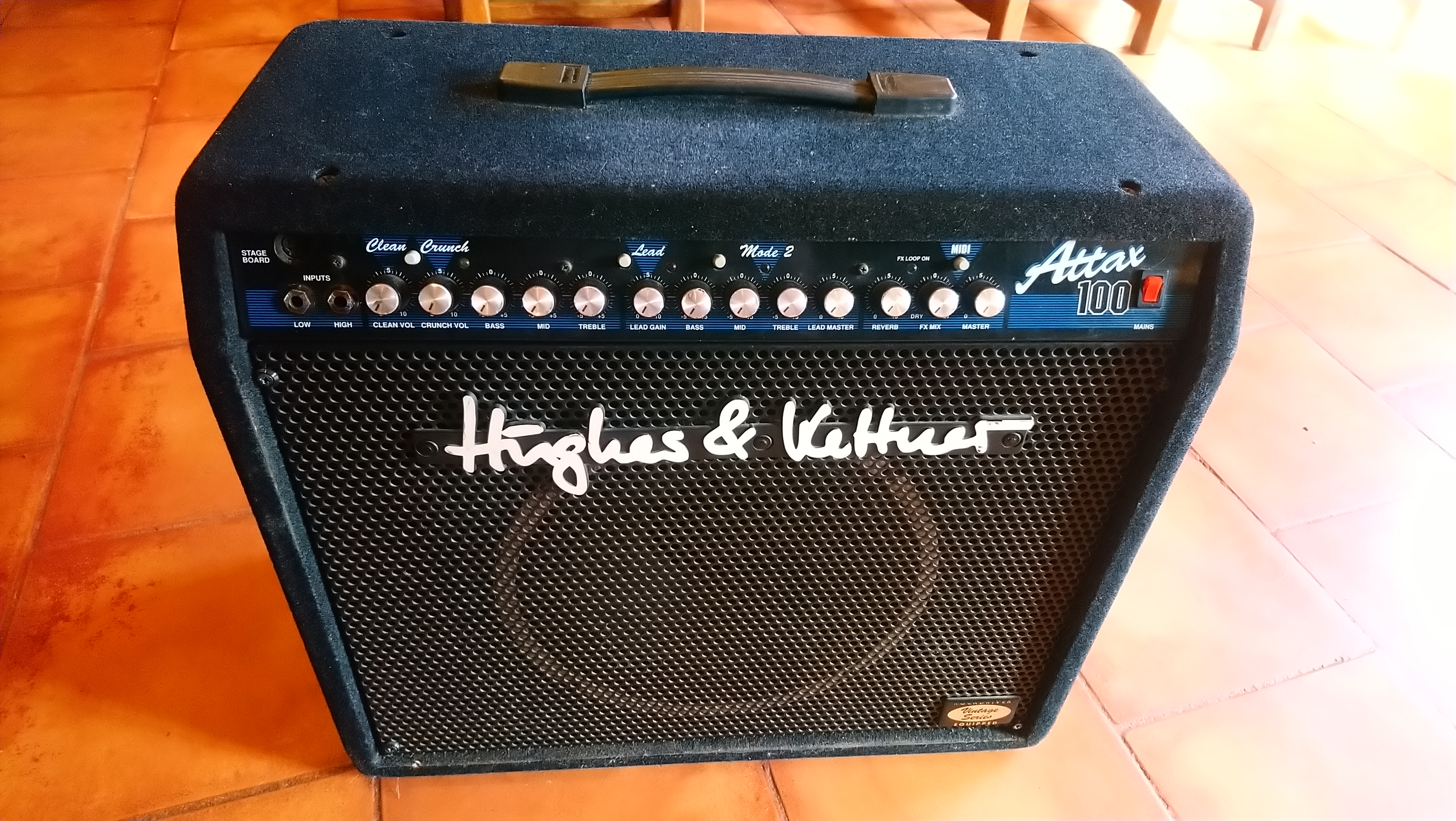 Attax 100 (1993 Series) Hughes & Kettner - Audiofanzine