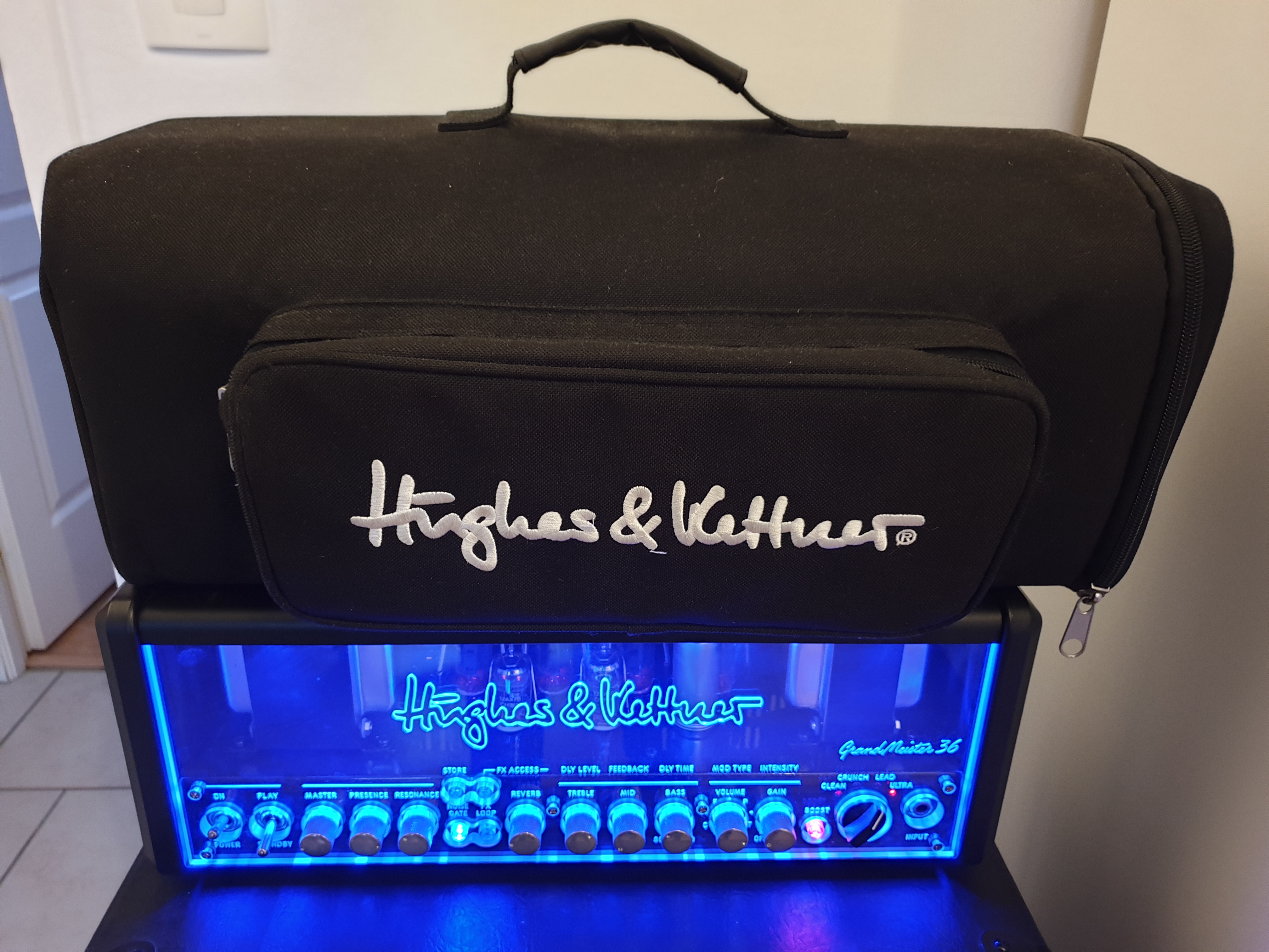 GrandMeister 36 Hughes & Kettner GrandMeister 36 Audiofanzine