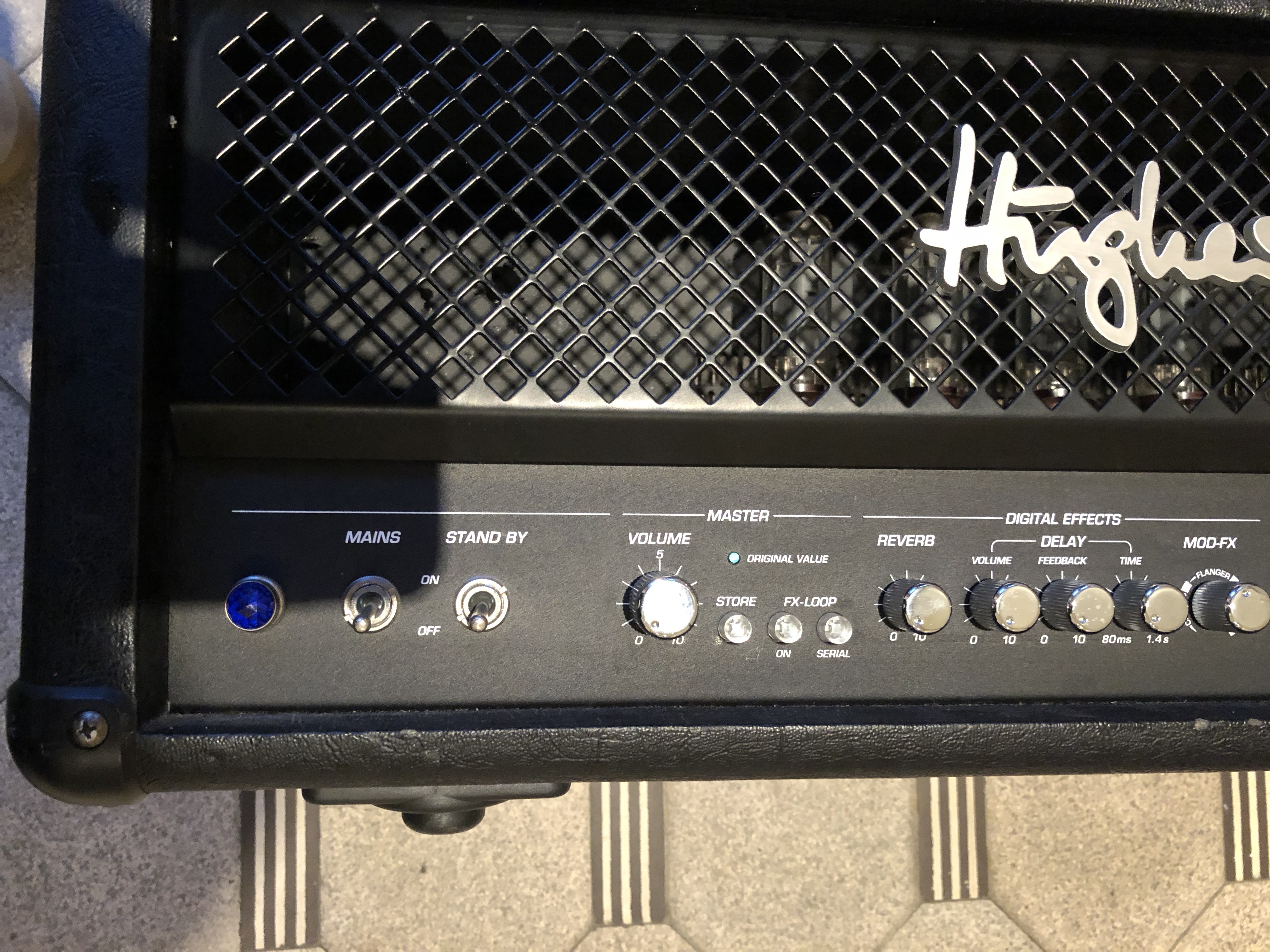 Hughes & Kettner Switchblade 100 ギターアンプ