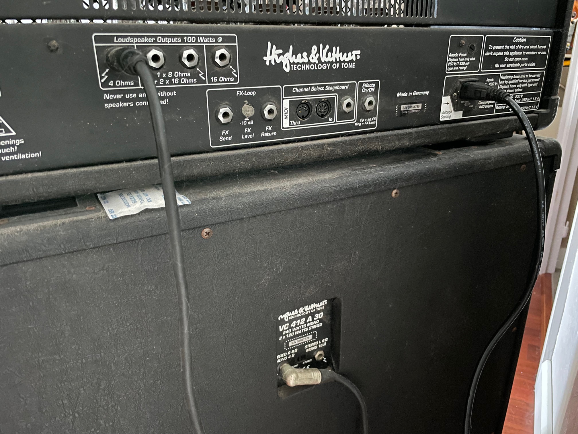 Switchblade 100 Head Hughes & Kettner Switchblade 100 Head Audiofanzine