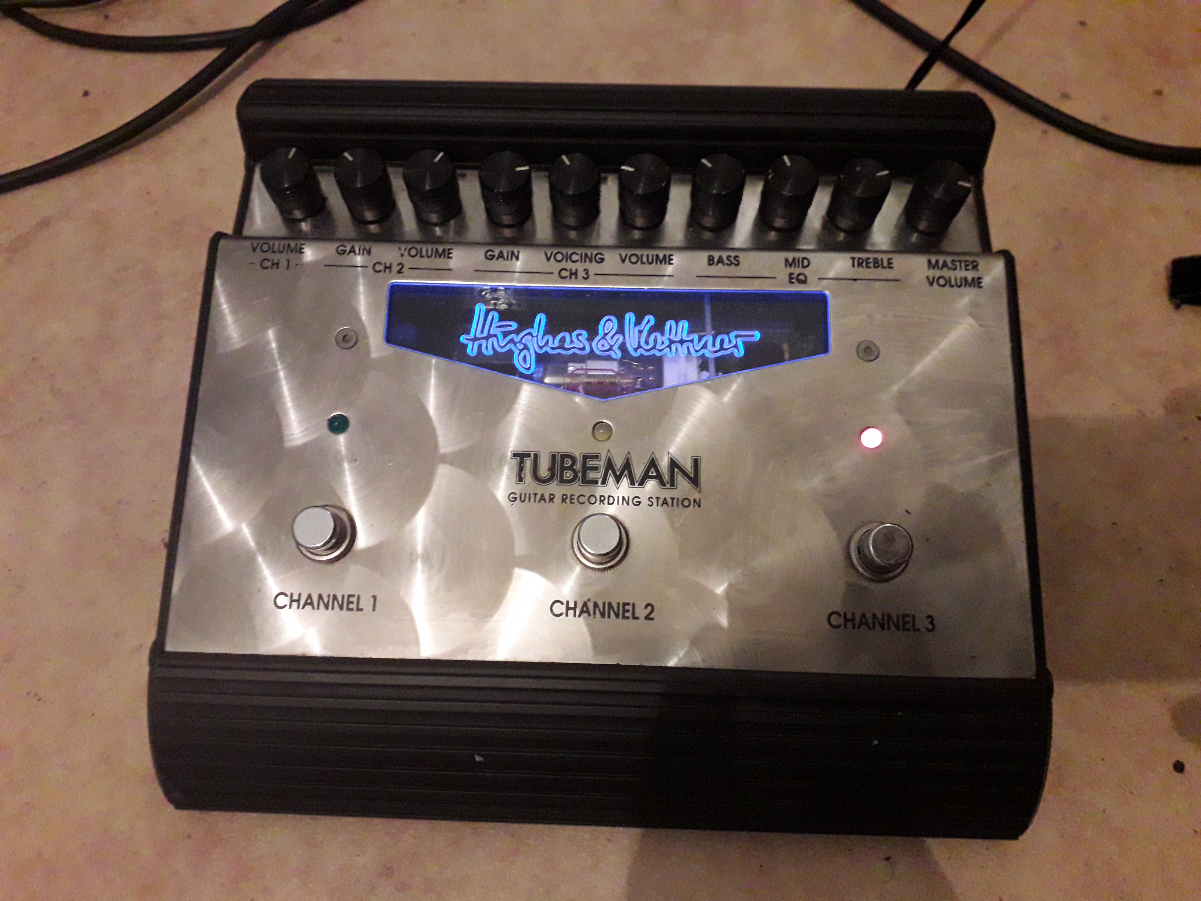 Vend préampli tubeman mkII Hugues and Kettner (Bourgogne) Audiofanzine