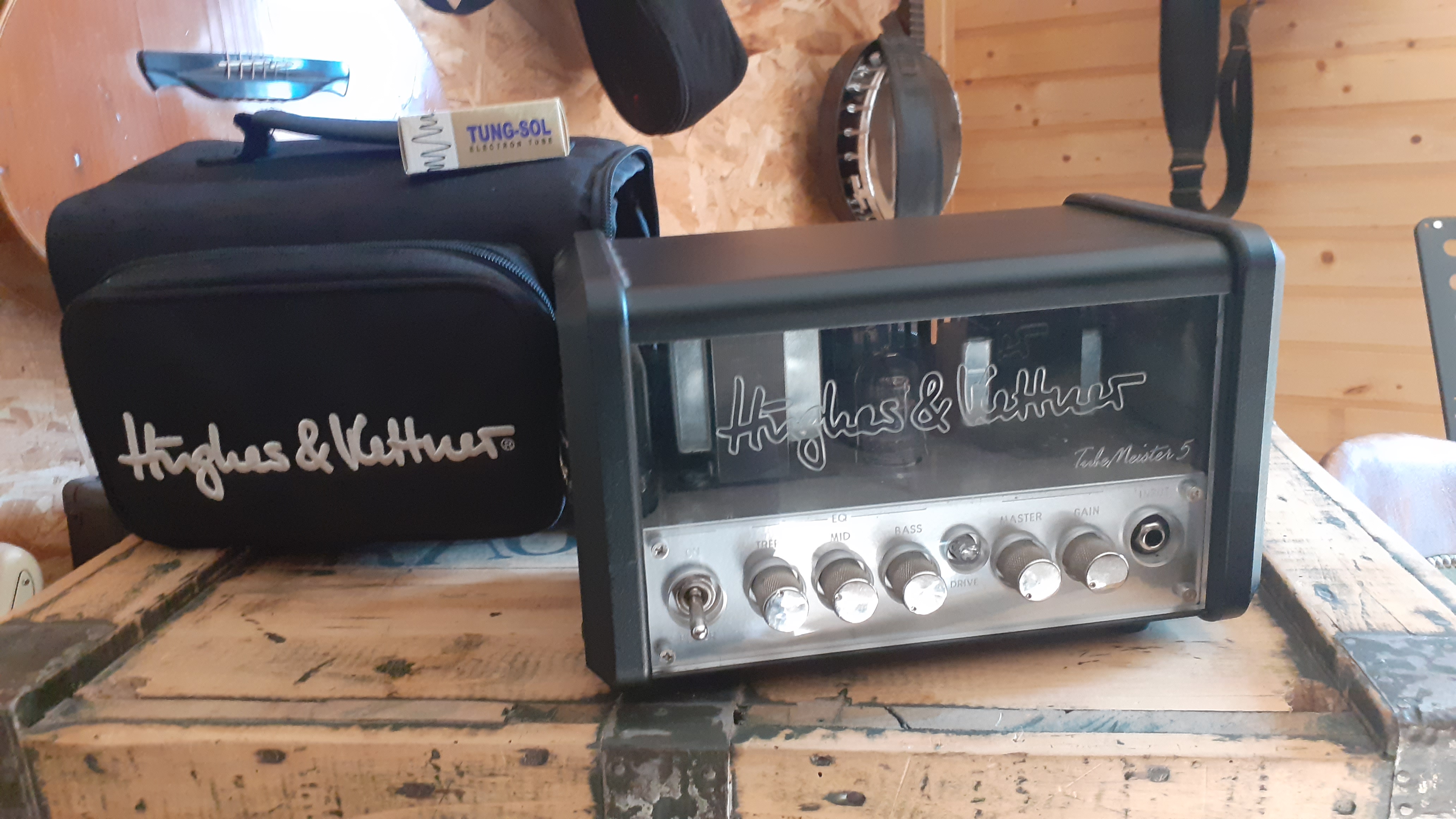 TubeMeister 5 Head Hughes & Kettner TubeMeister 5 Head Audiofanzine