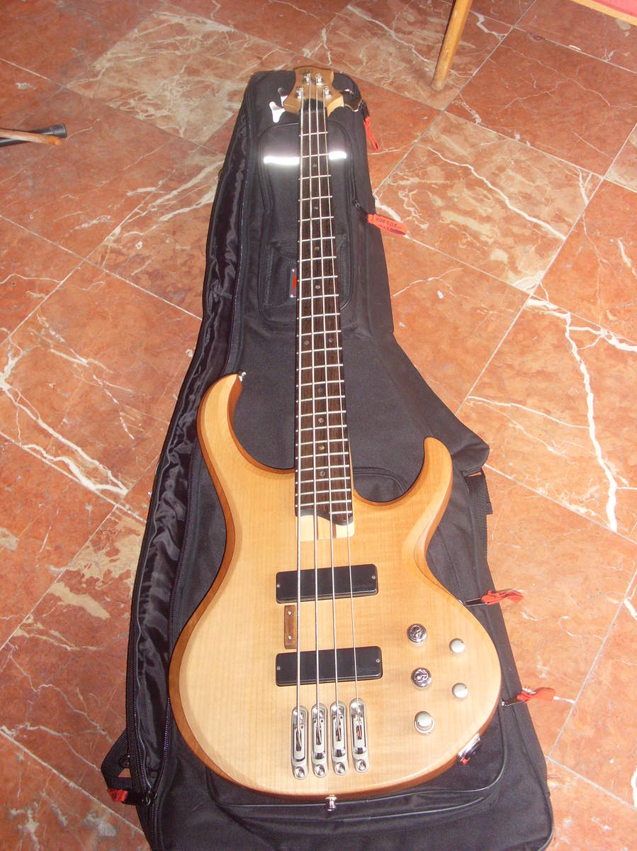 Photo Ibanez BTB550MP Ibanez BTB Series BTB550MP NTF (154610) Audiofanzine