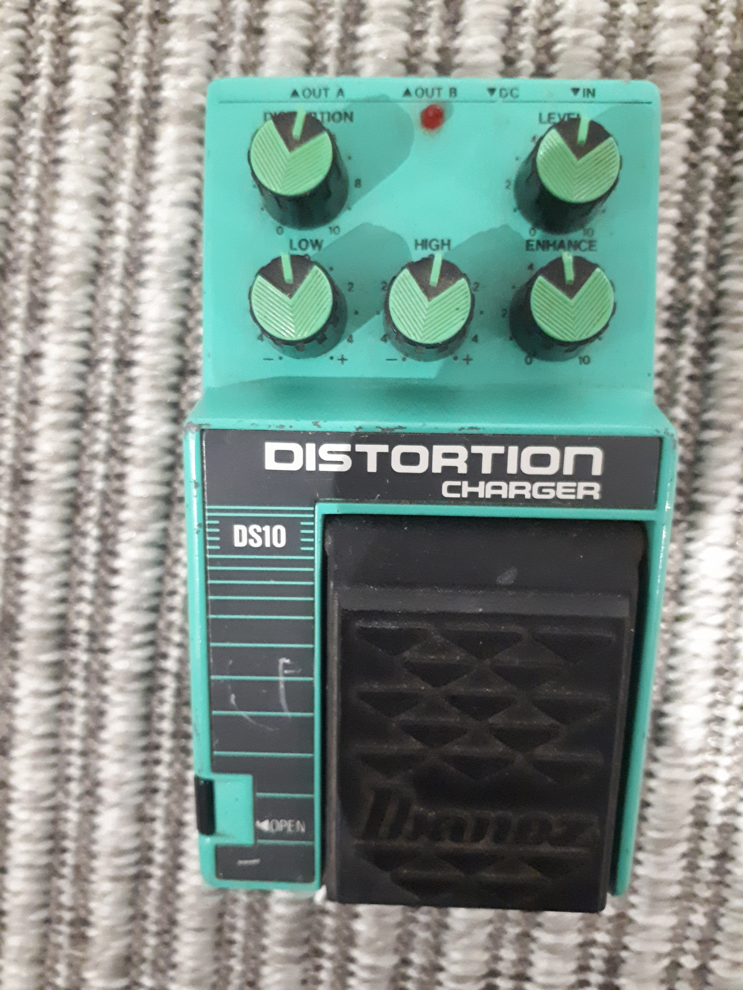 DS10 Distortion Charger - Ibanez DS10 Distortion Charger