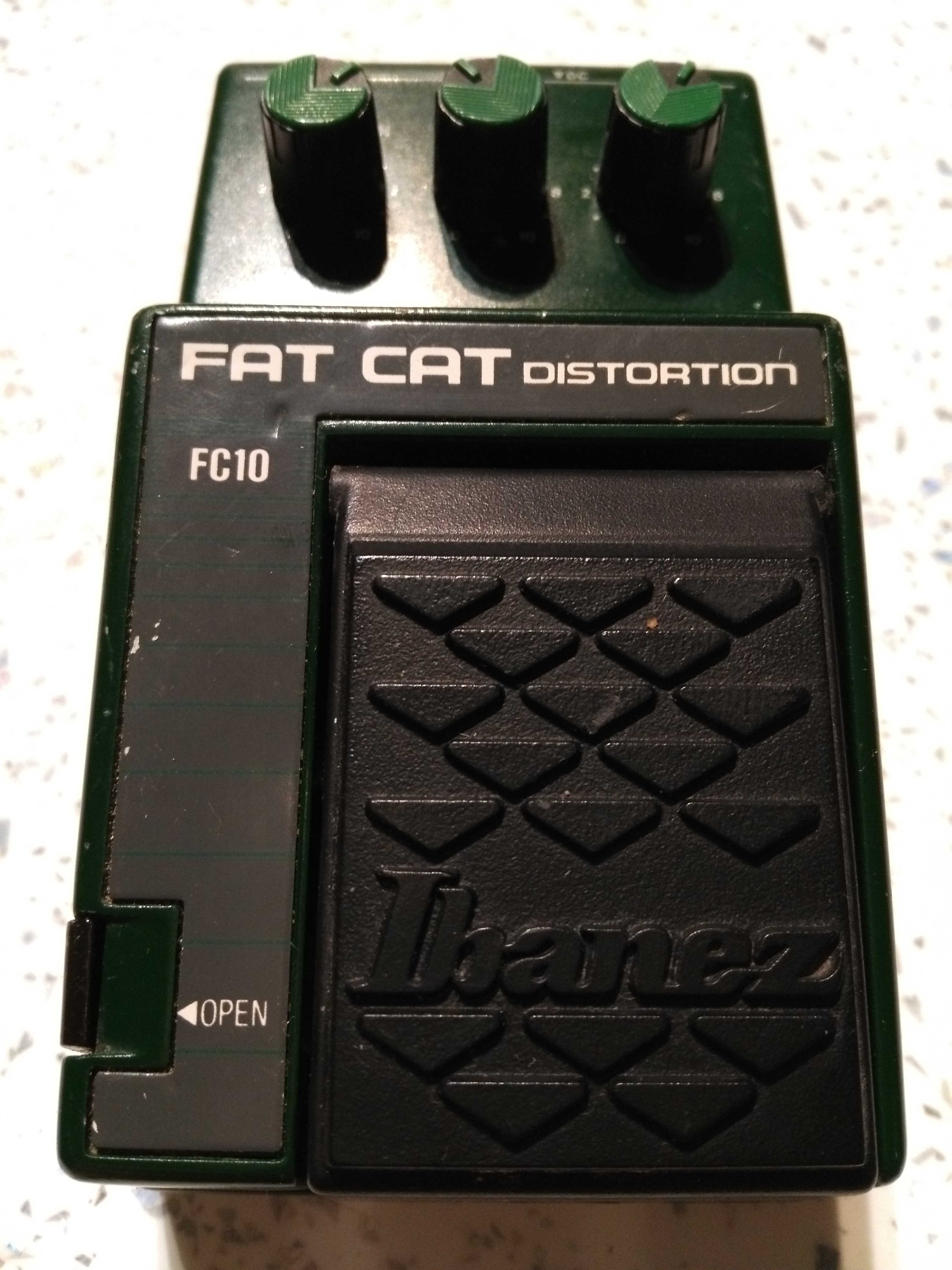 FC10 FAT CAT DISTORTION - Ibanez FC10 Fat Cat Distortion - Audiofanzine