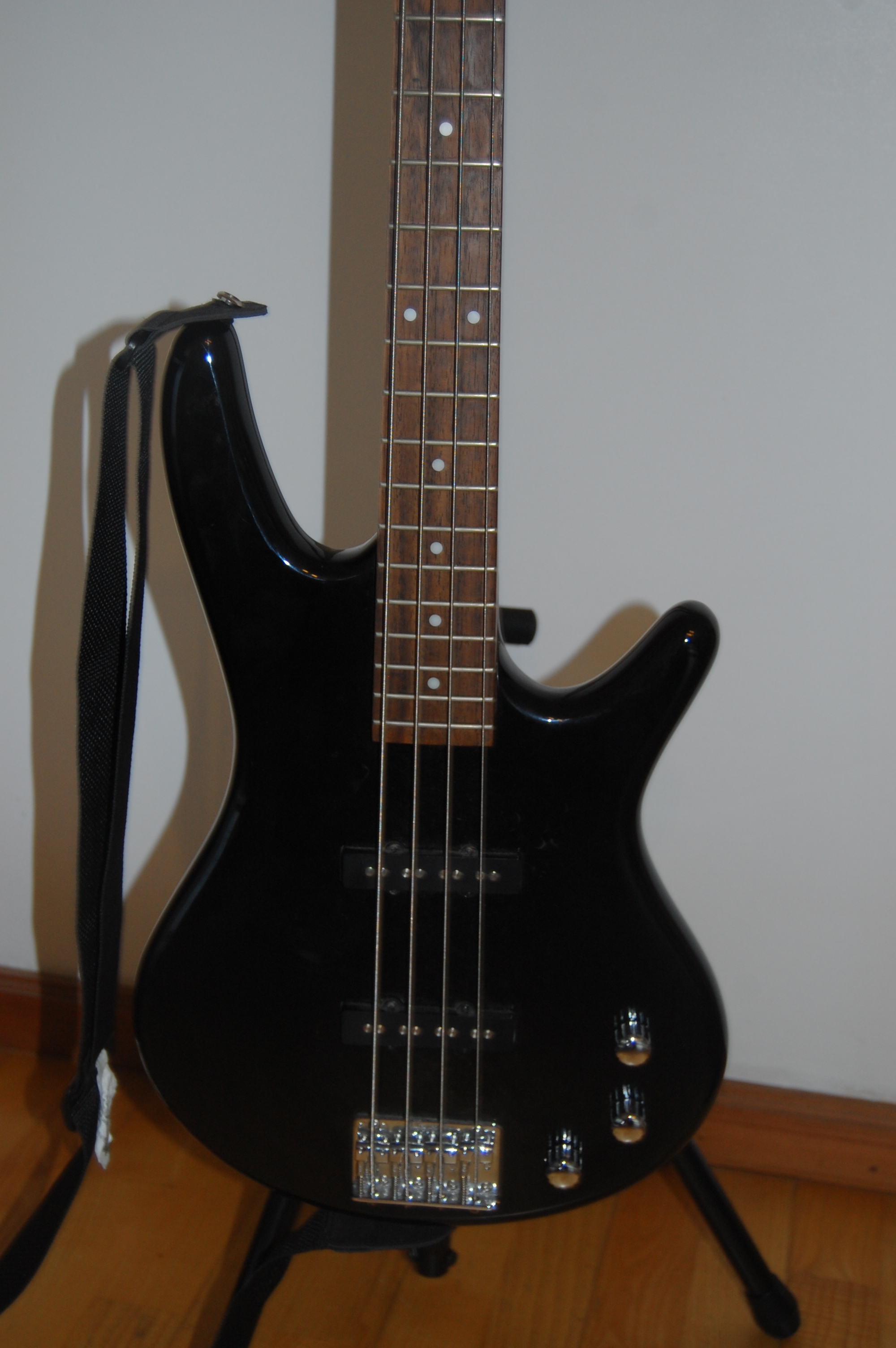 Ibanez GSR180 image (#582572) - Audiofanzine