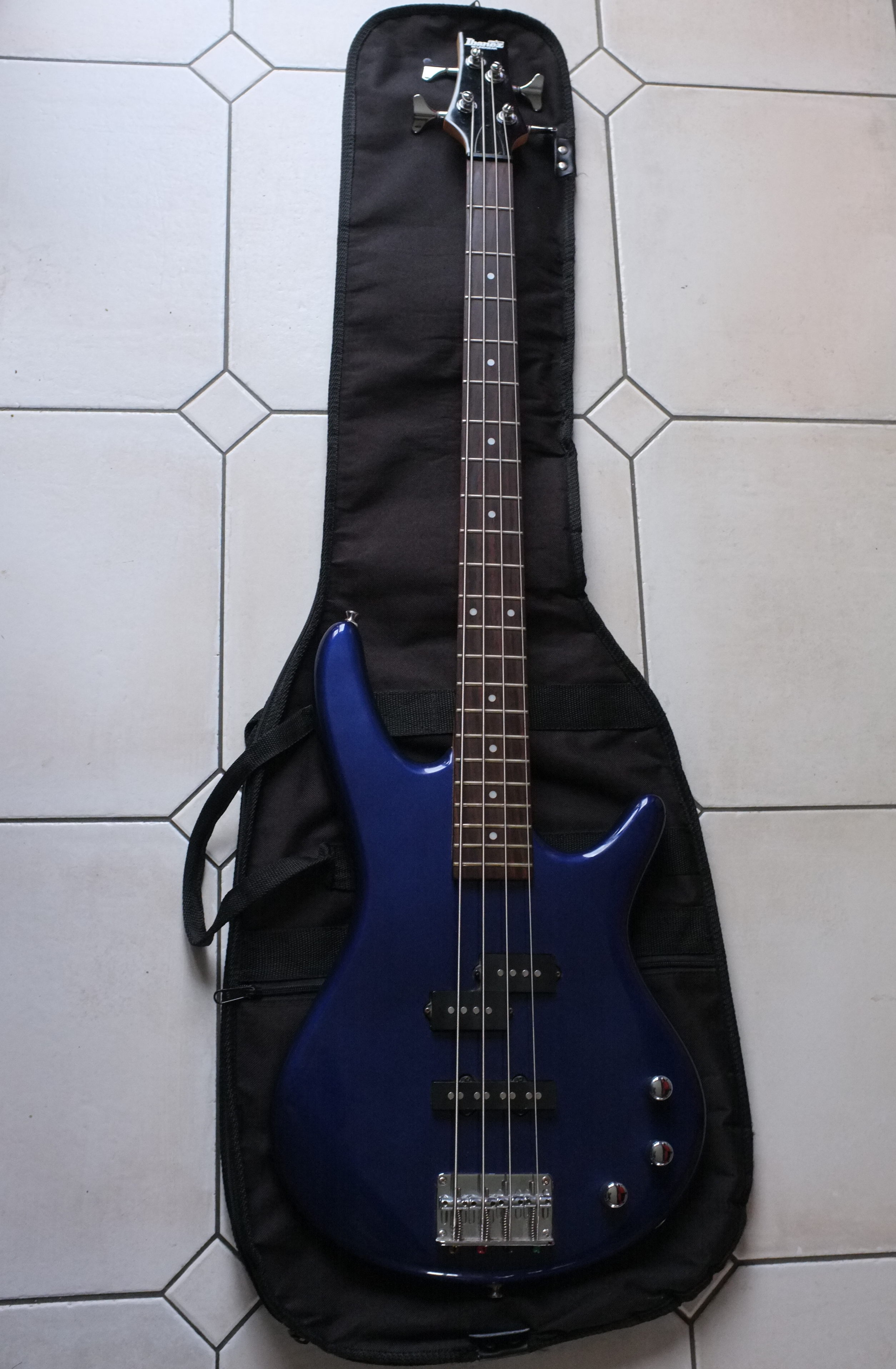 Ibanez GSR200 image (#693552) - Audiofanzine