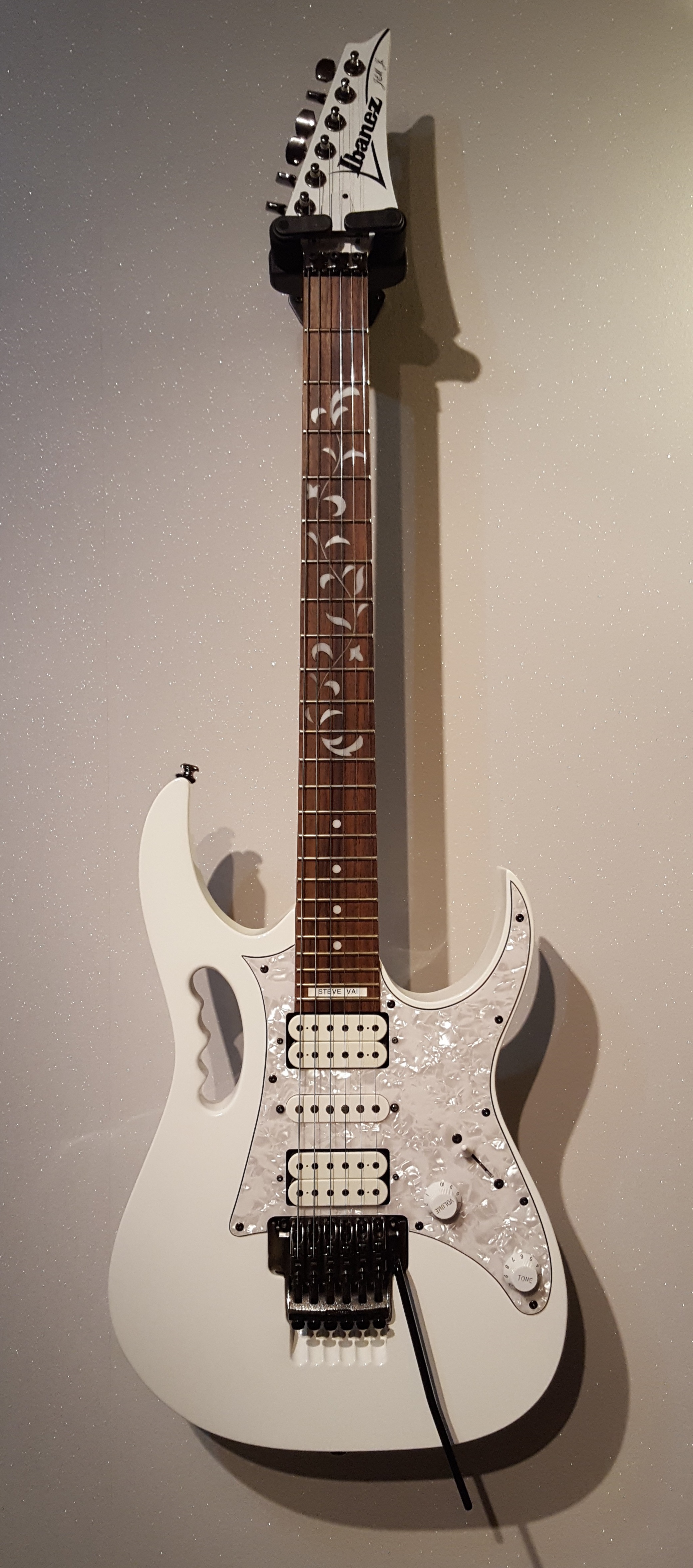 Photo Ibanez JEM555 JEM 555 (1665273) Audiofanzine