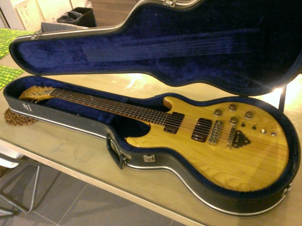 ibanez-mc200-2207457.jpg