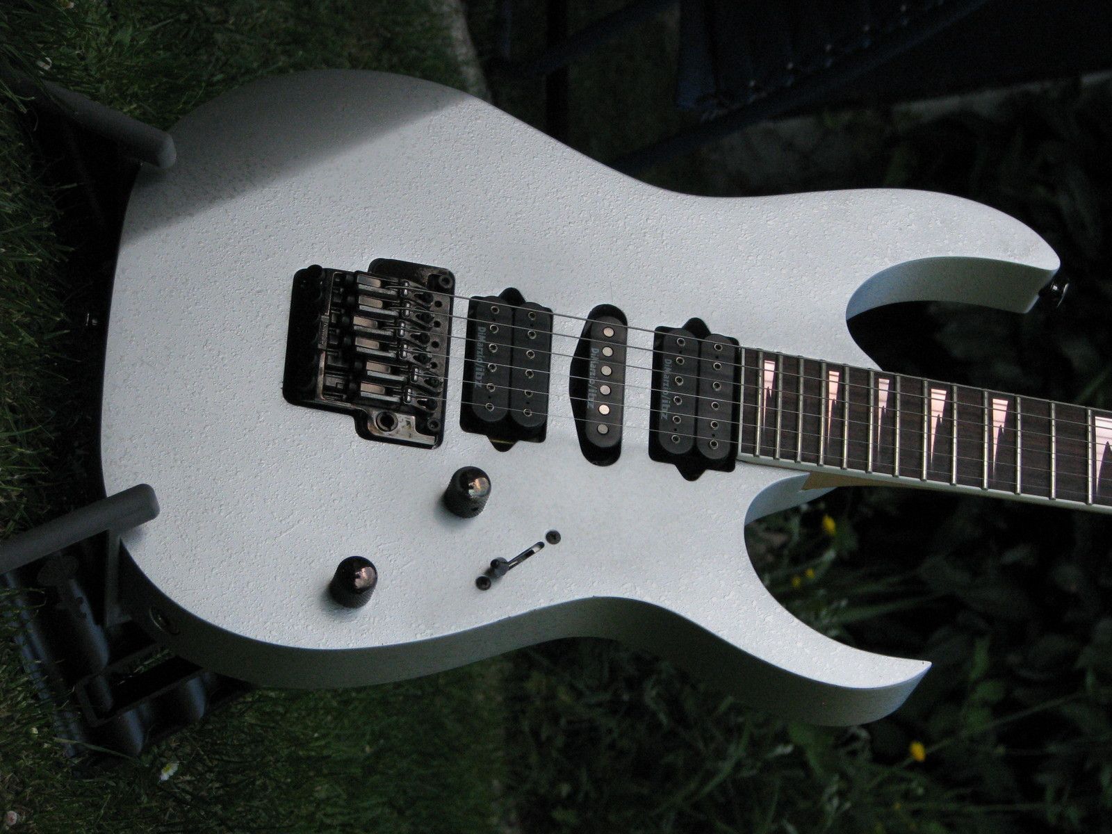 Ibanez RG2570E image (#215812) - Audiofanzine