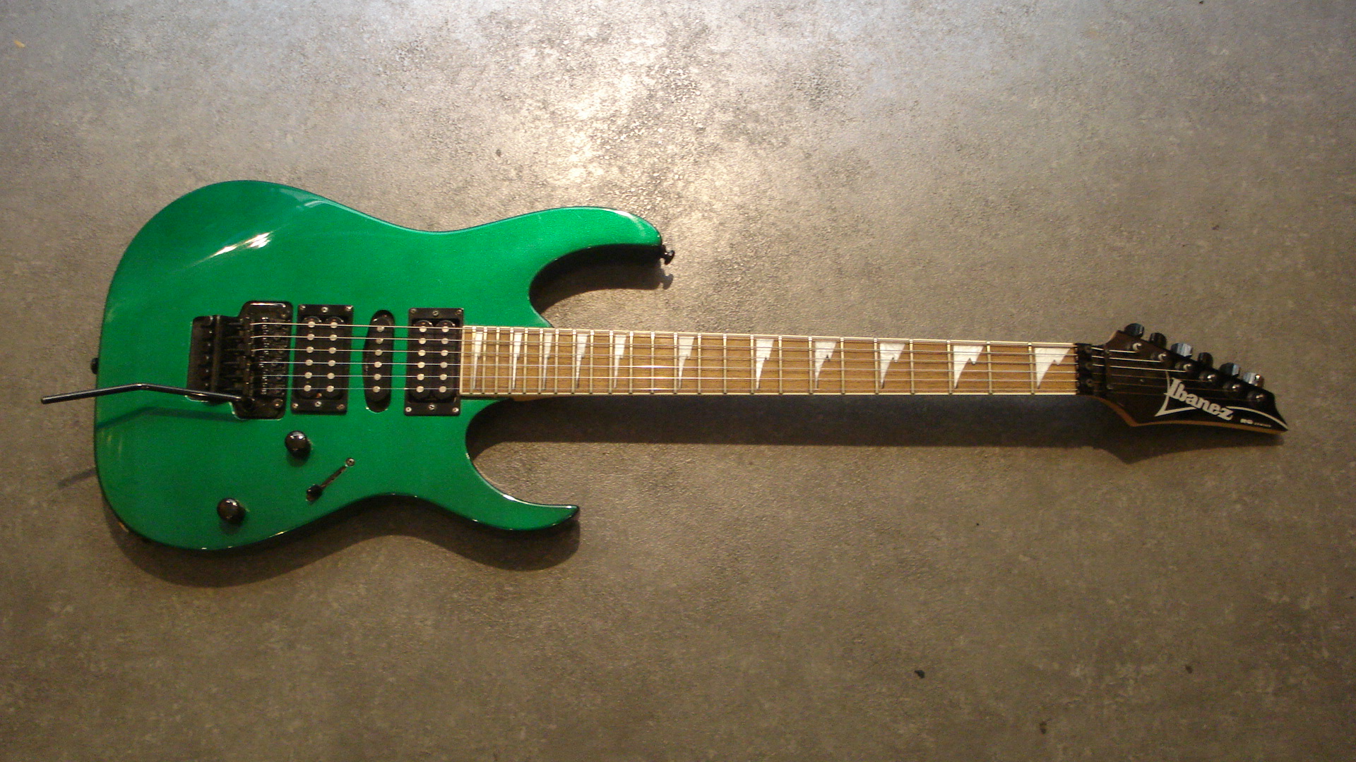 Rg270 Ibanez Rg270 Audiofanzine 7107