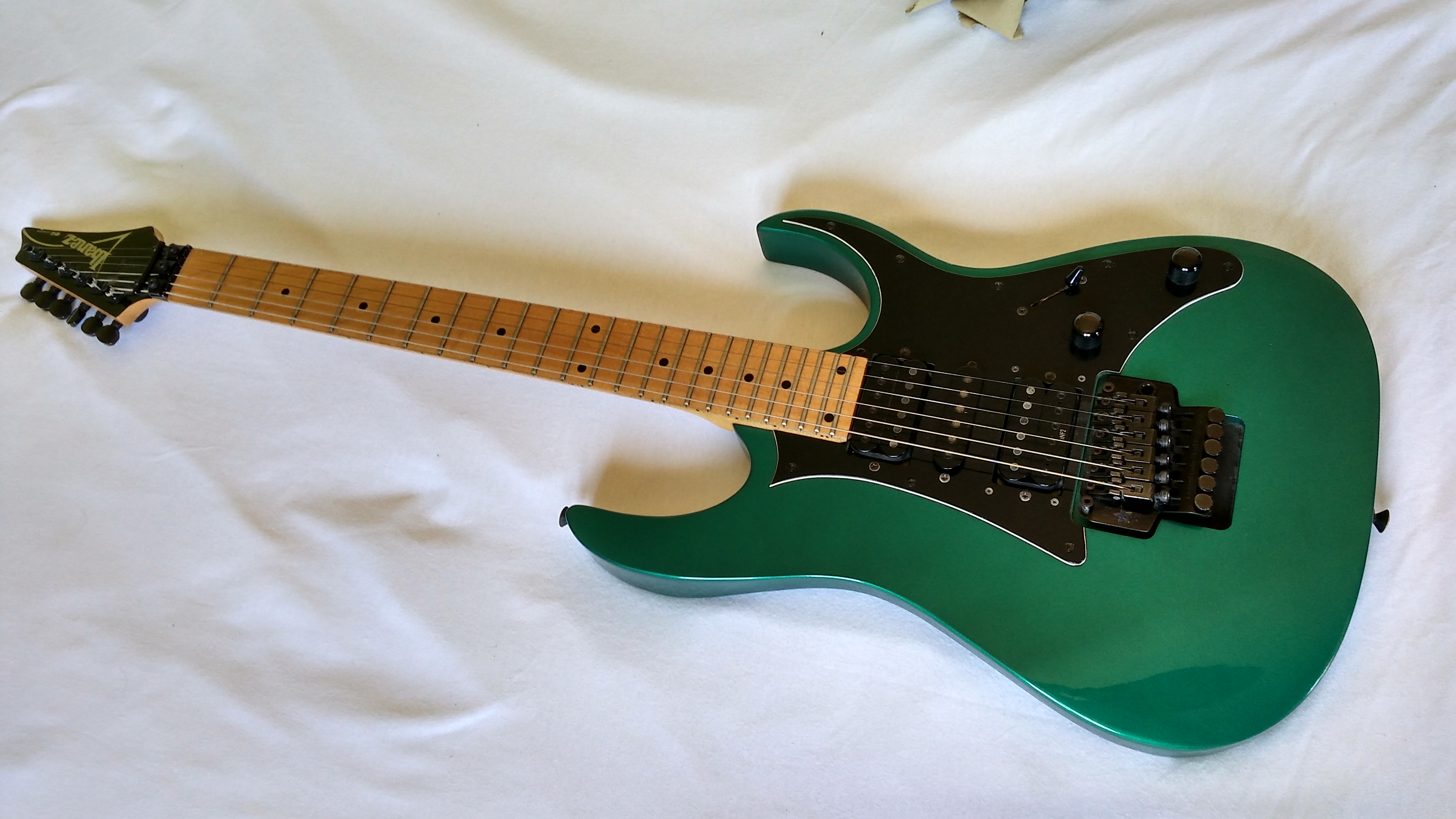 Photo Ibanez RG350M Ibanez RG350M (85022) (1614375) Audiofanzine