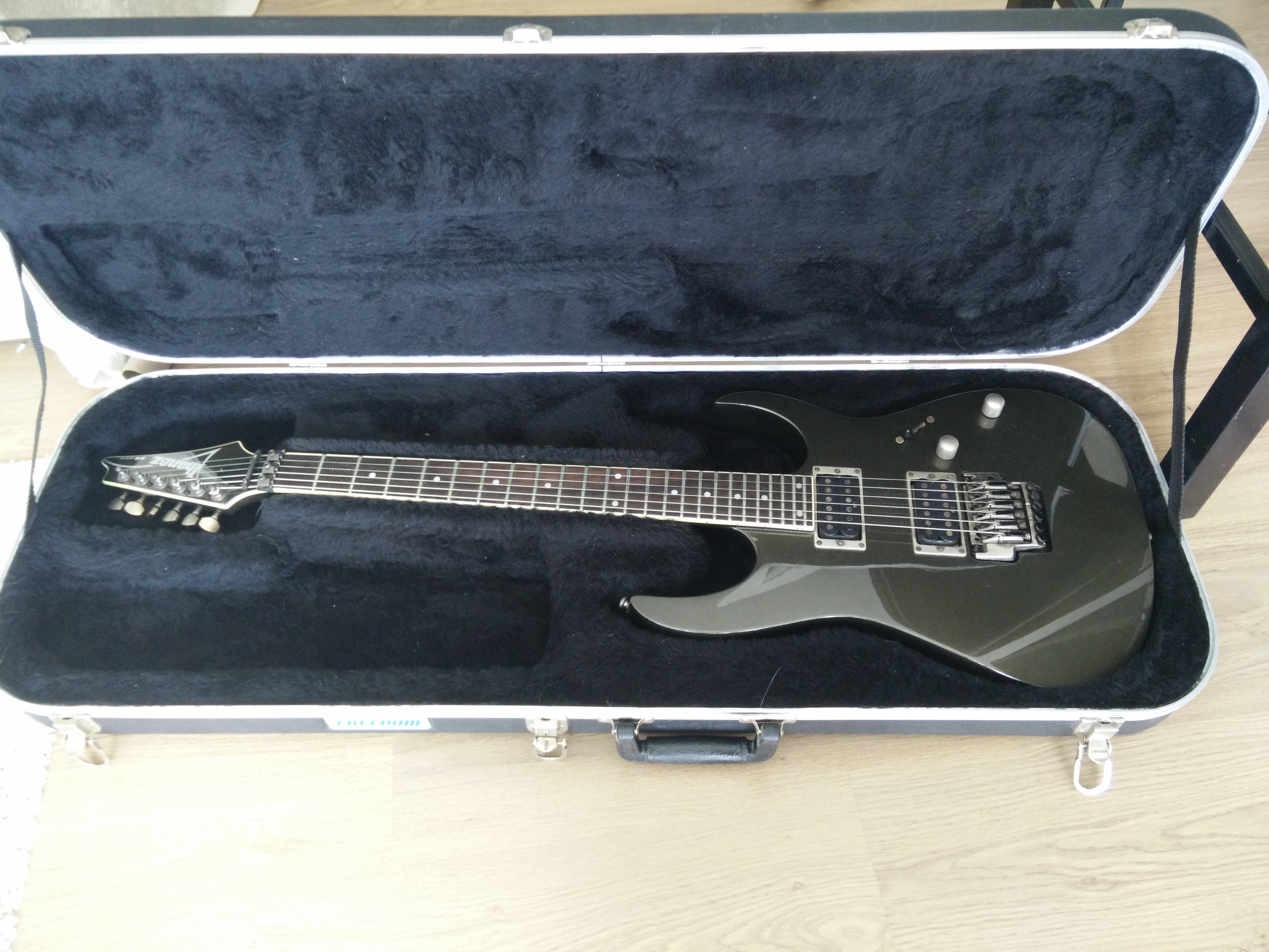 ibanez rgt 42