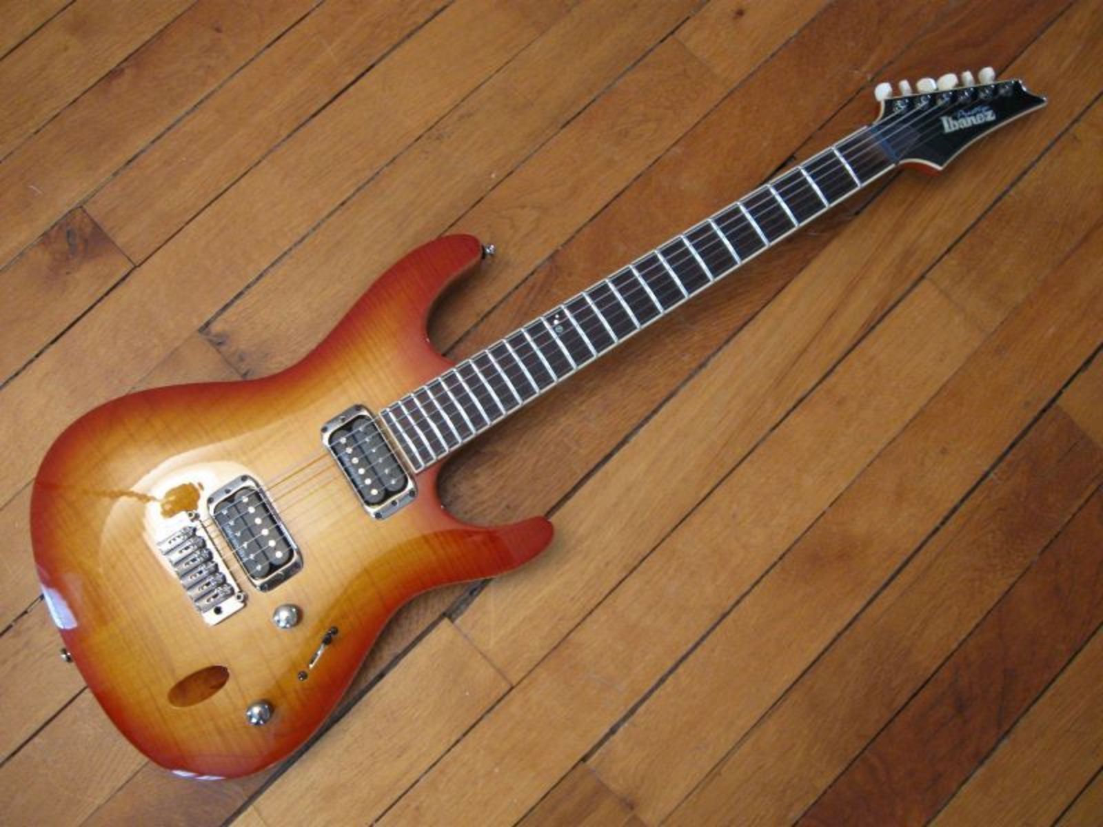 Photo Ibanez SA2120FM Ibanez SA Series SA2120FM HS Prestige (12973) Audiofanzine