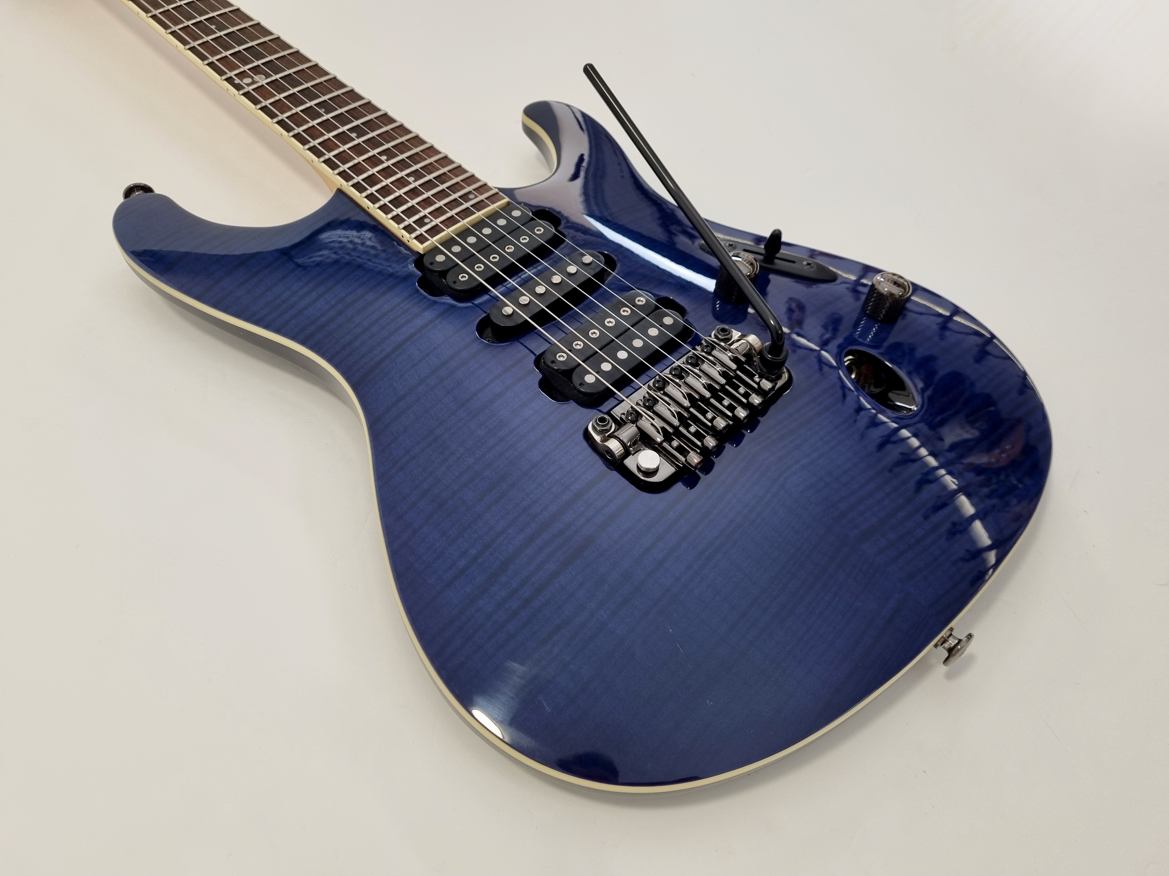 Ibanez Sv Prestige Natural Blue Provence Alpes C Te D Azur Audiofanzine