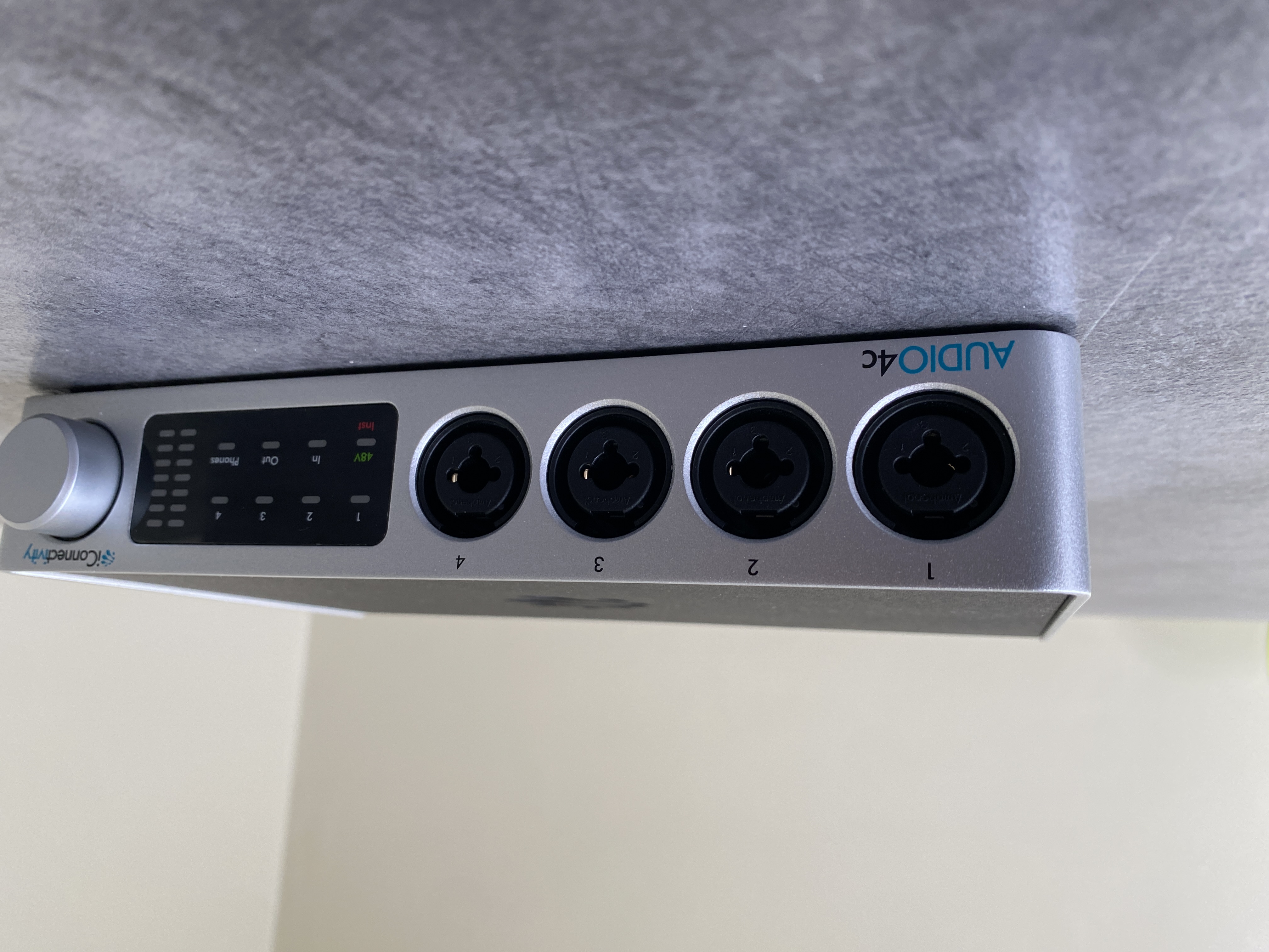 iConnectivity AUDIO4+ （AUDIO4c - iConnectivity AUDIO4c 