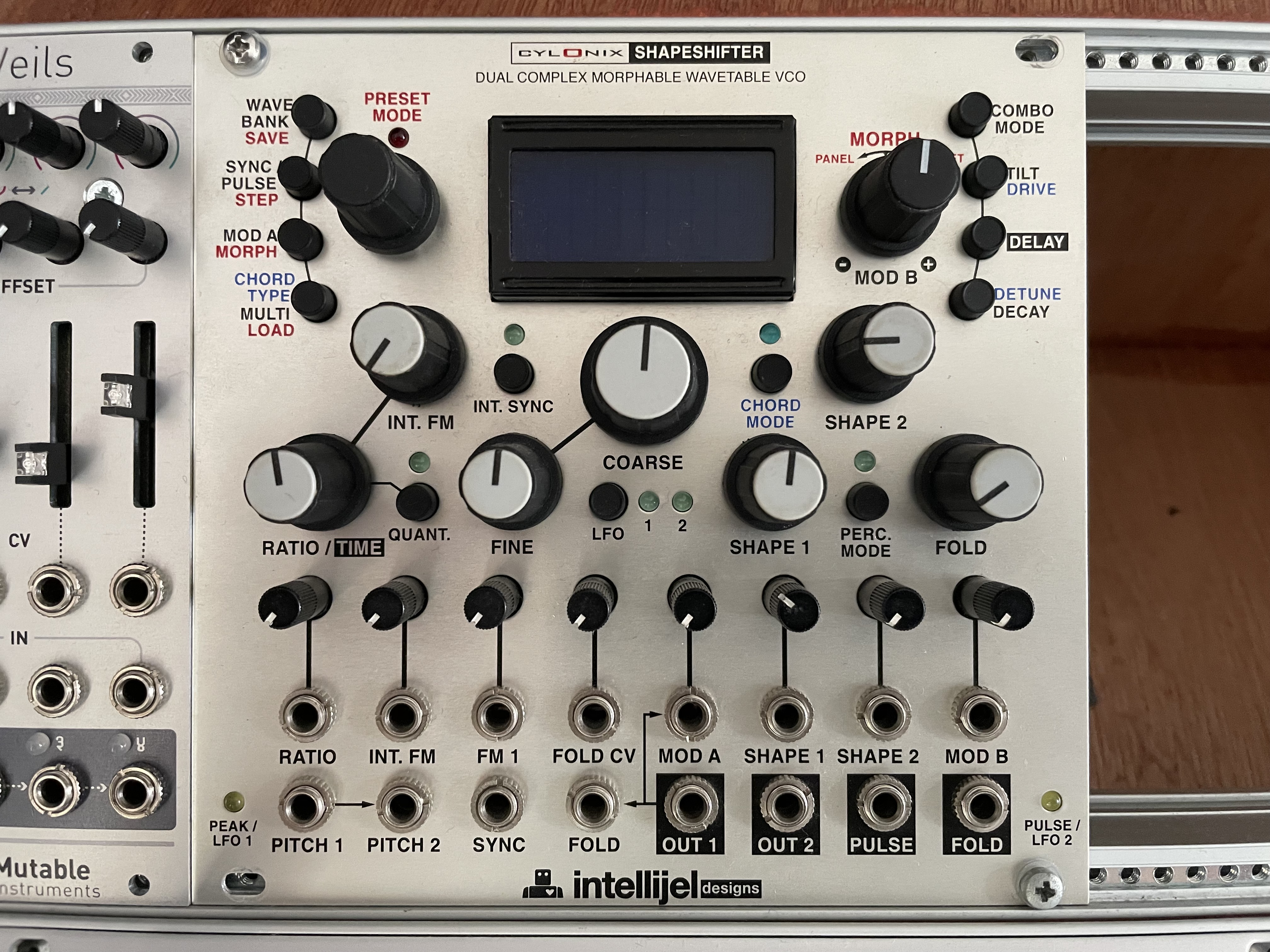 特別価格】モジュラーシンセ Intellijel Shapeshifter