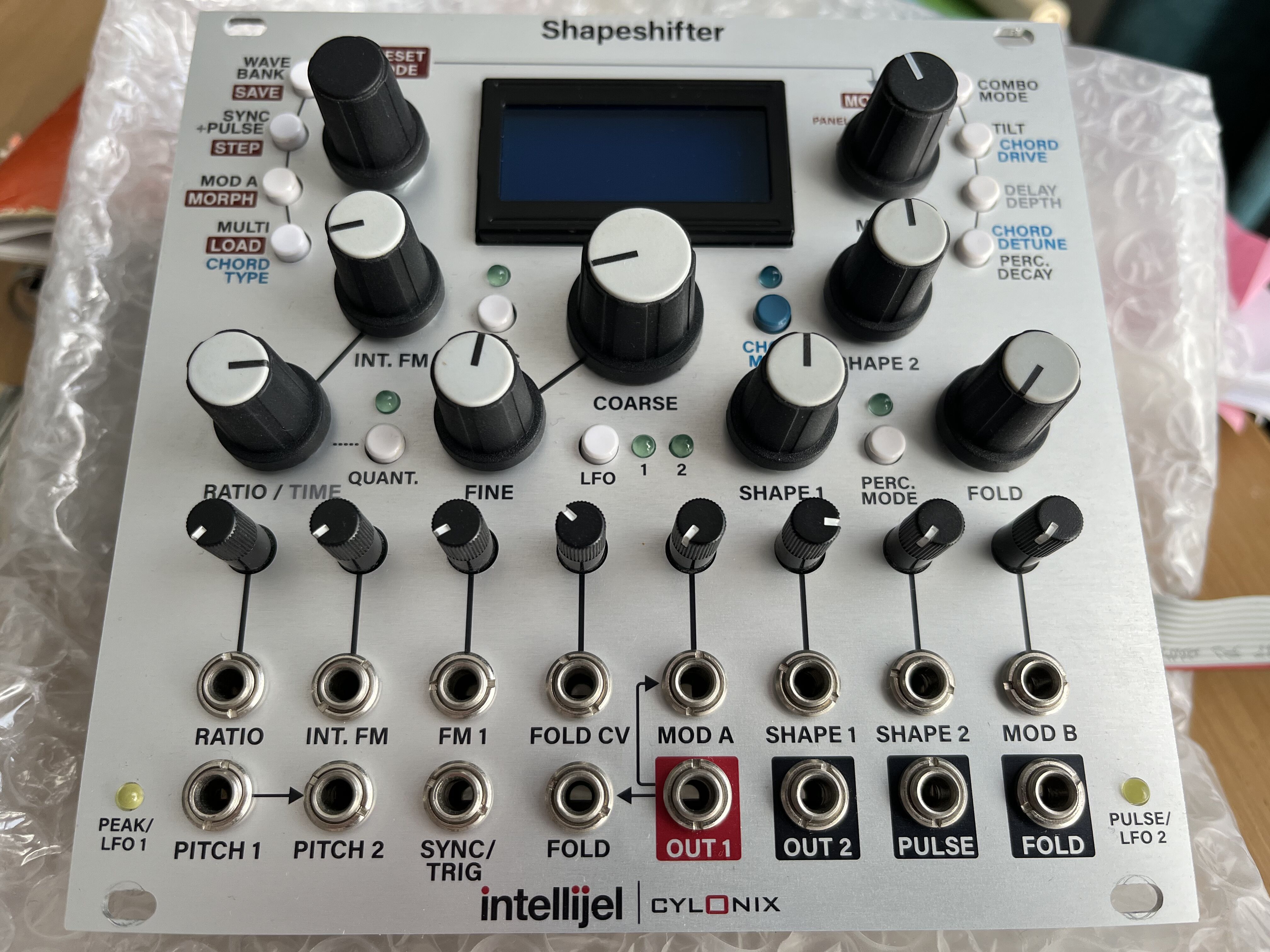 Intellijel Cylonix Shapeshifter - What's New In 2.02 - YouTube