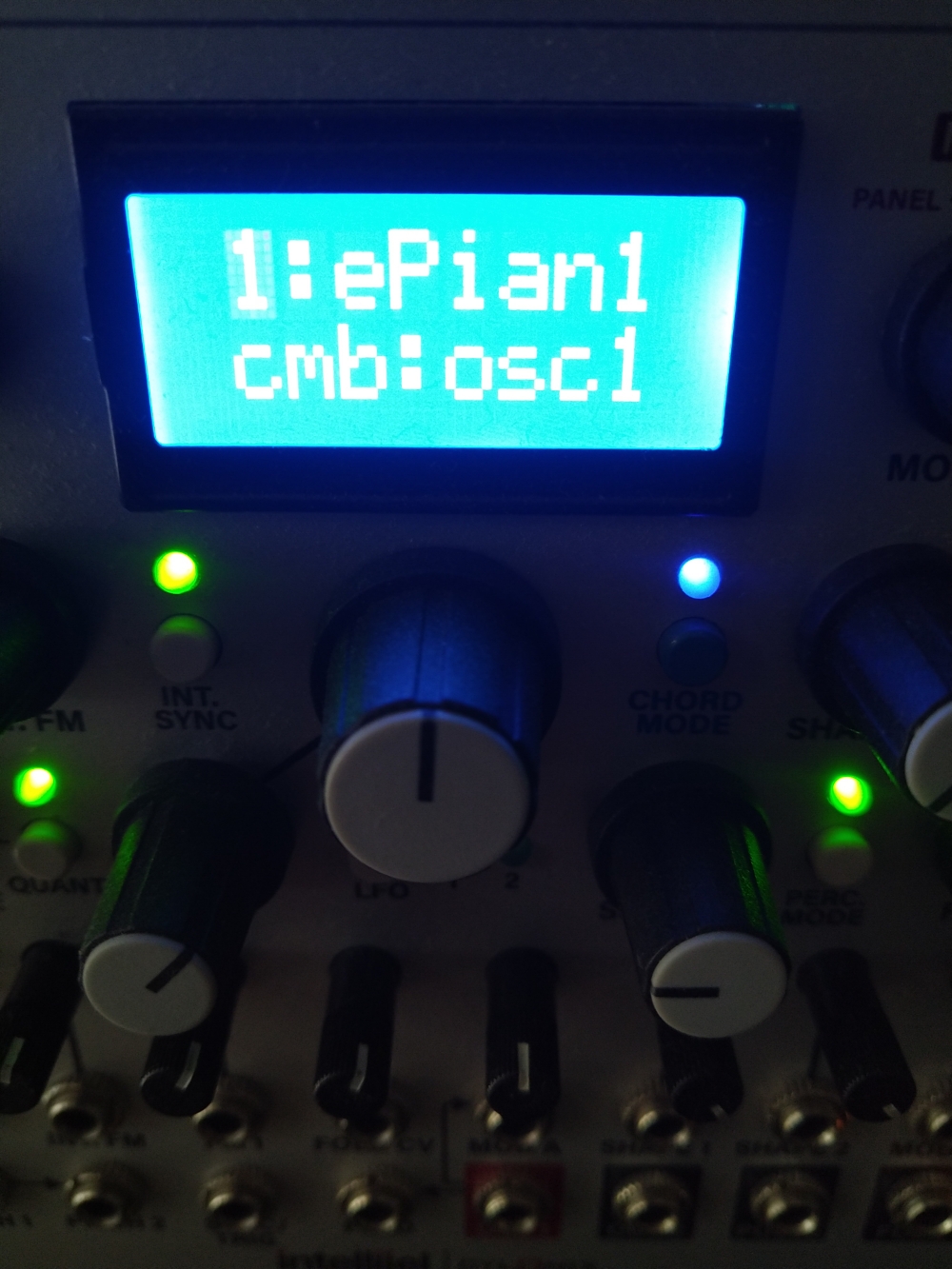 鍵盤楽器 Intellijel Designs - Shape shifter Intellijel Shapeshifter Demo Chord and Percussion Mode - YouTube