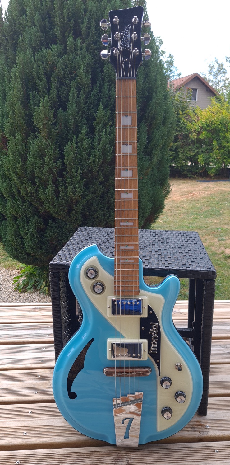 italia-guitars-mondial-classic-4923946.jpg