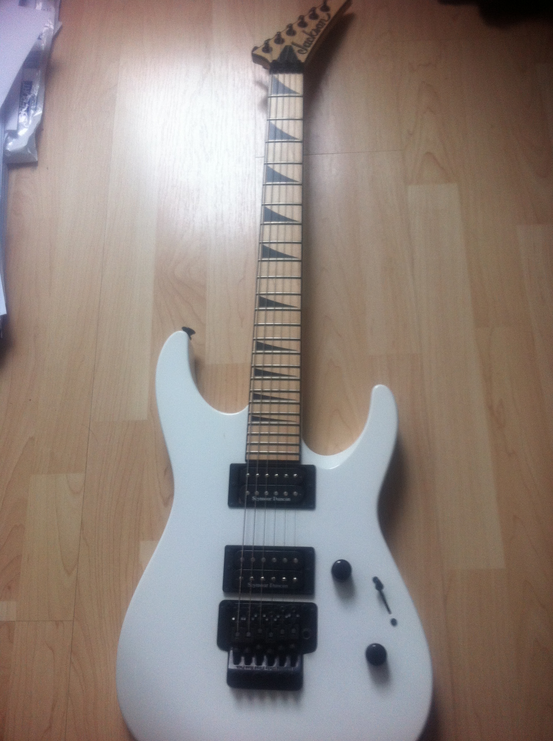 Jackson DK2M Dinky image (376011) Audiofanzine