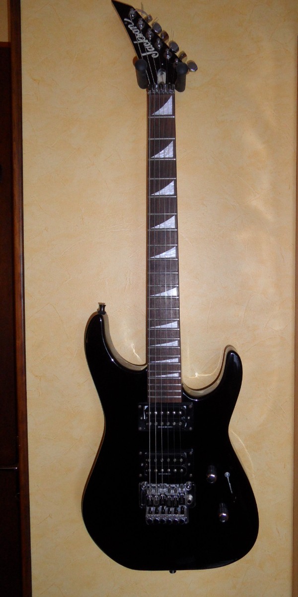 Jackson DR3 Dinky Reverse image (331088) Audiofanzine