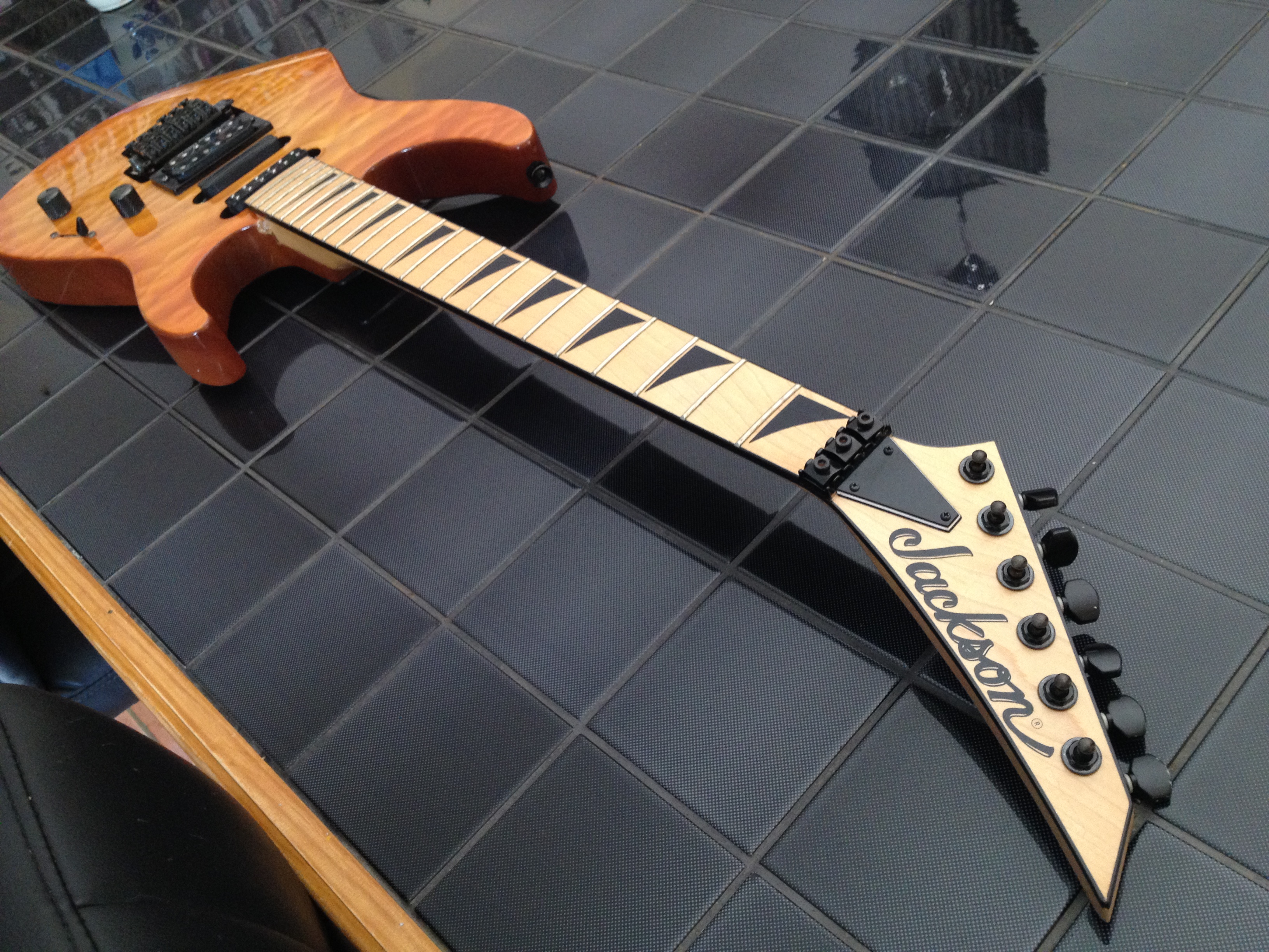 Jackson PC3 Phil Collen image (656978) Audiofanzine