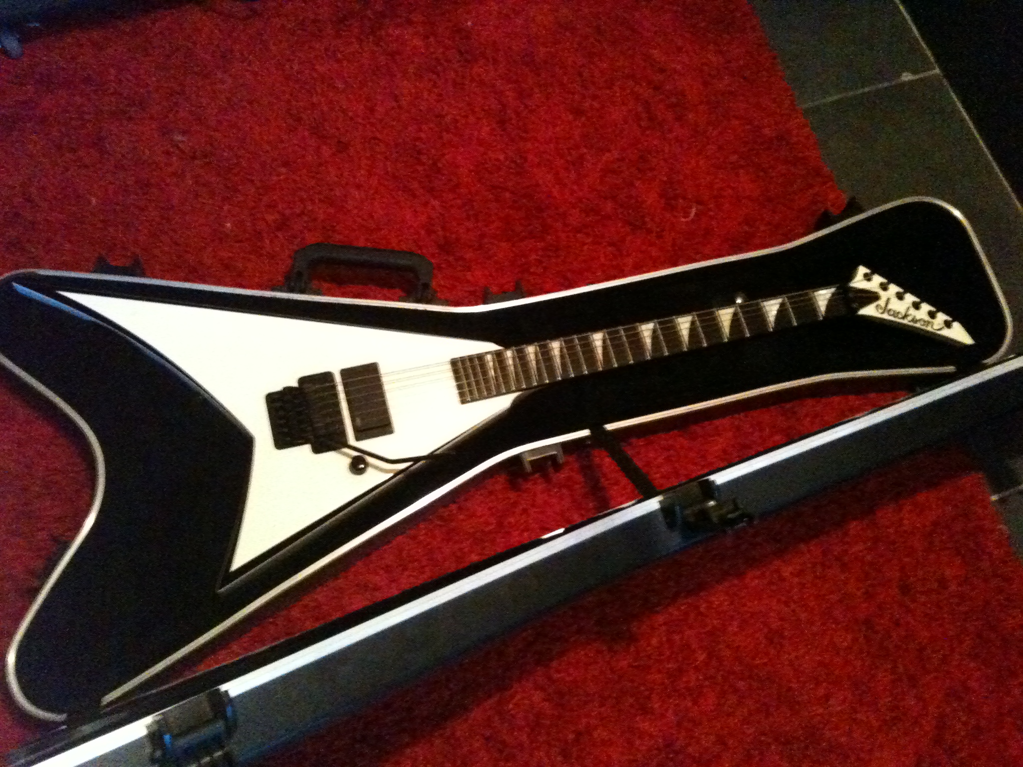 Jackson Randy Rhoads Rrx24 Jackson Randy Road Performer | The Guitars That Built Rock: The Jackson ...