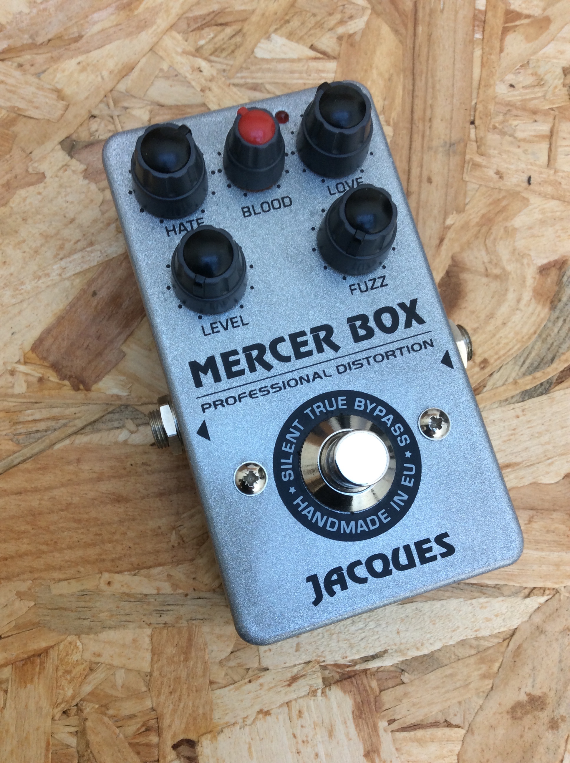 Mercer Box - Jacques Stompboxes Mercer Box - Audiofanzine