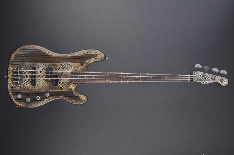 james-trussart-steelcaster-bass-560432.jpg