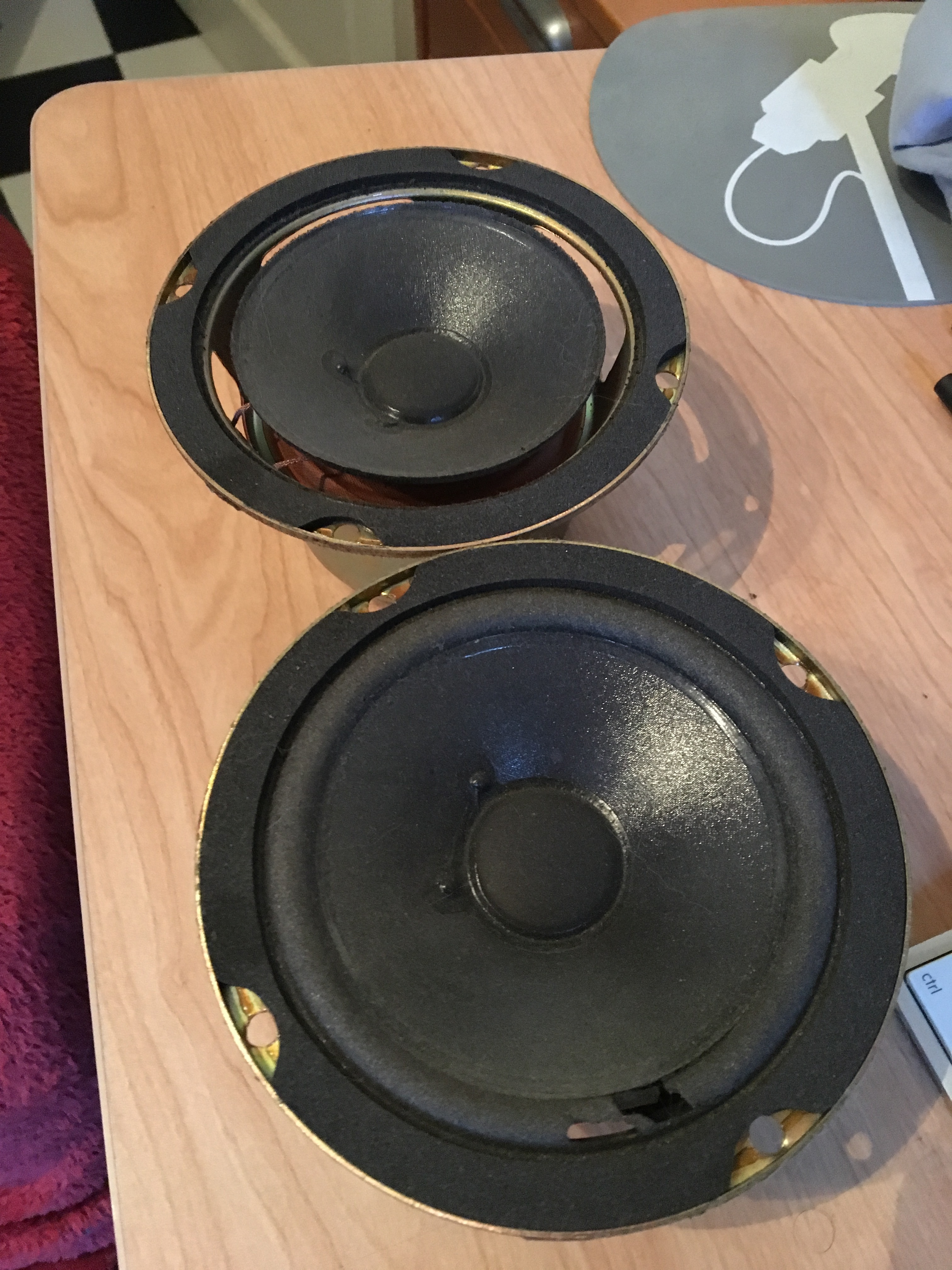 CONTROL 1 JBL Control 1 Audiofanzine