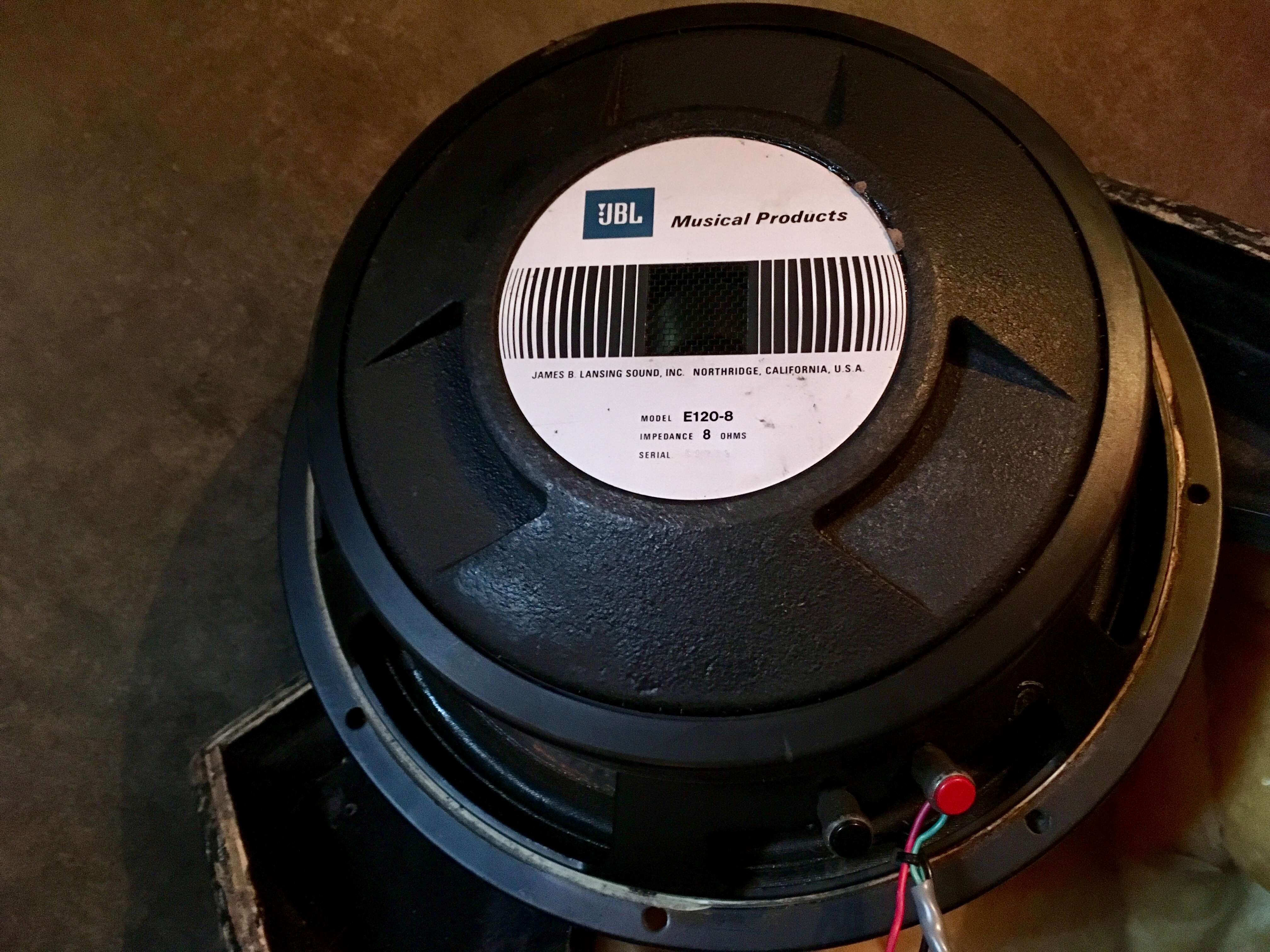 e120-8-jbl-e120-8-audiofanzine