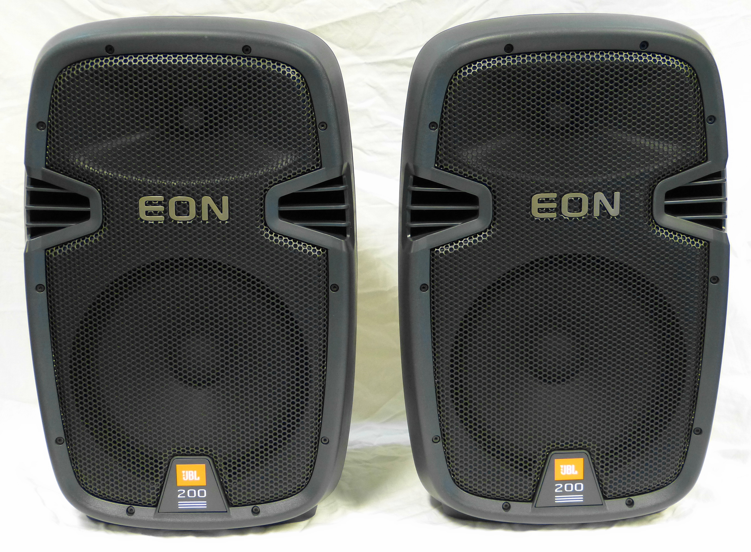 Photo JBL EON 210P JBL EON 210P (94204) (890609) Audiofanzine