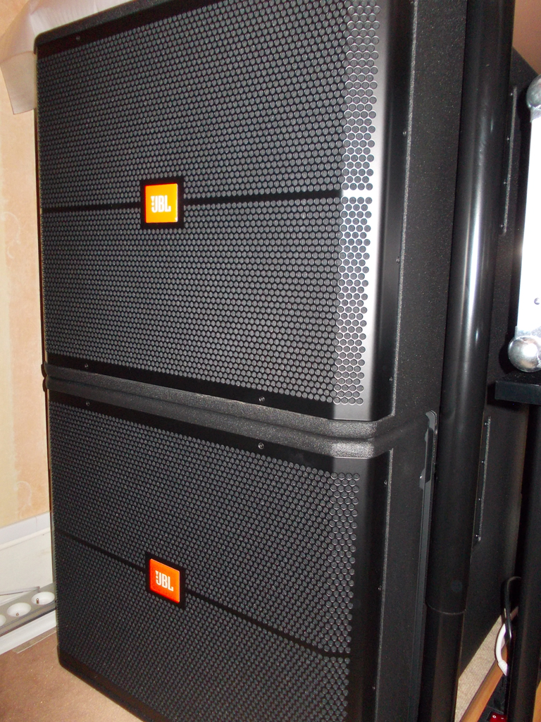 SRX718S JBL SRX718S Audiofanzine