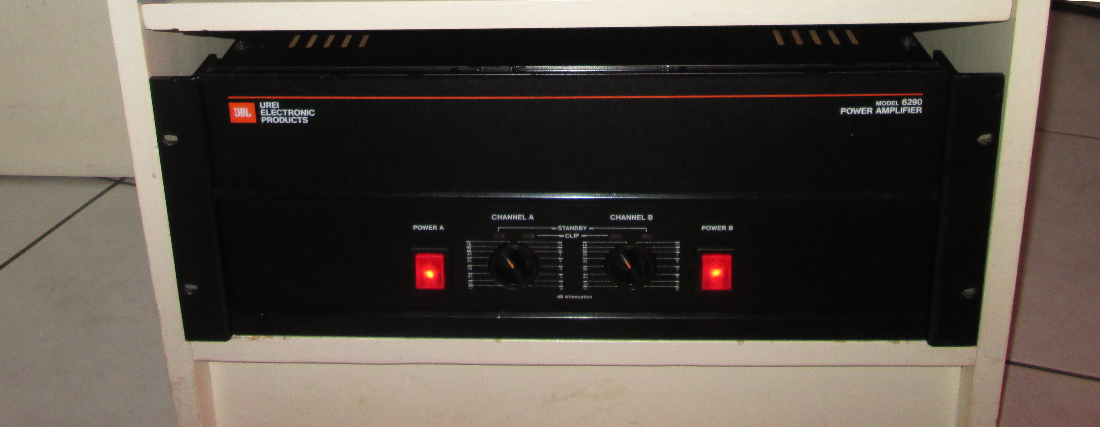 JBL Urei 6290 image (923266) Audiofanzine