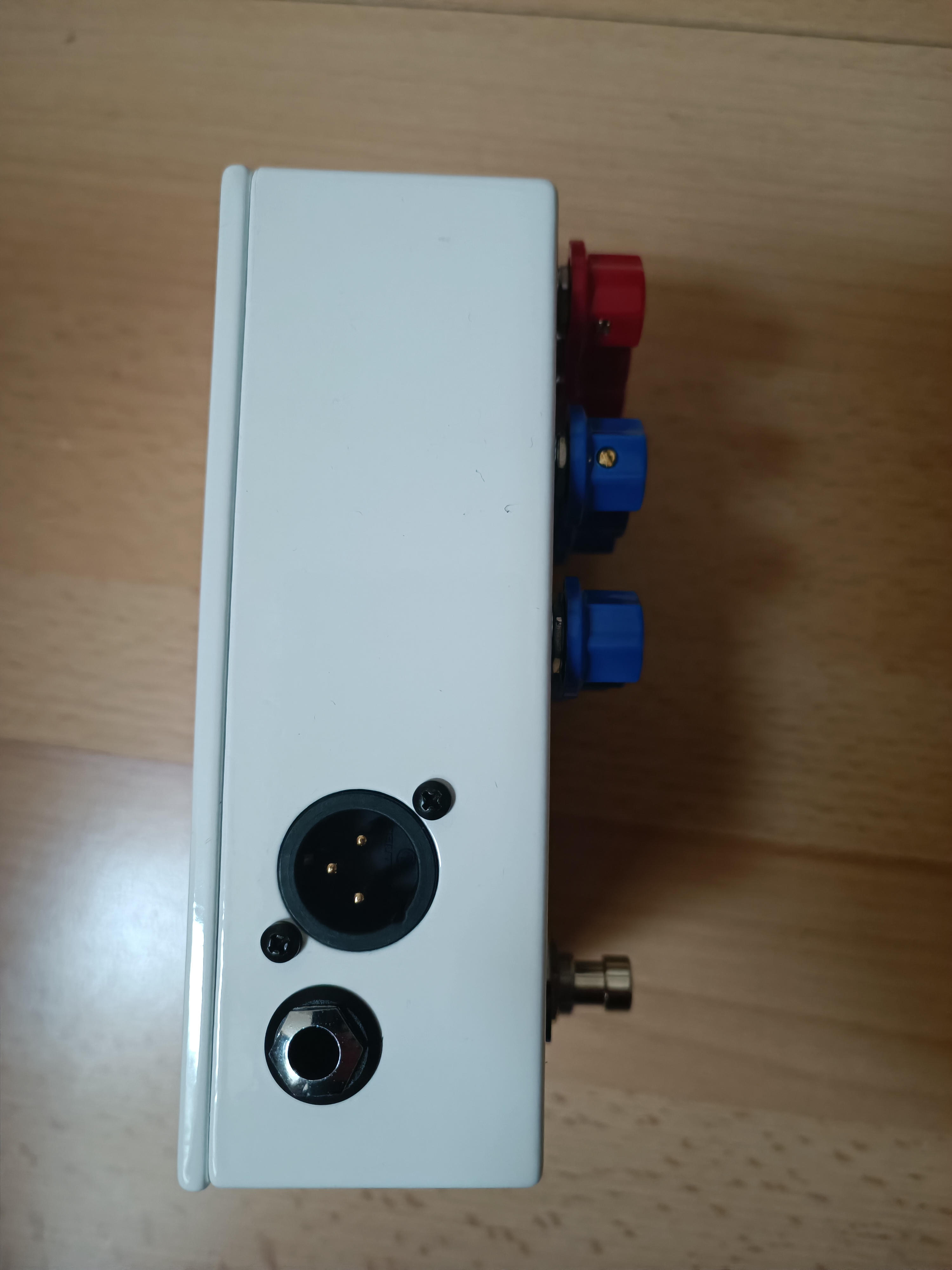 Colour Box V2 JHS Pedals Colour Box V2 Audiofanzine