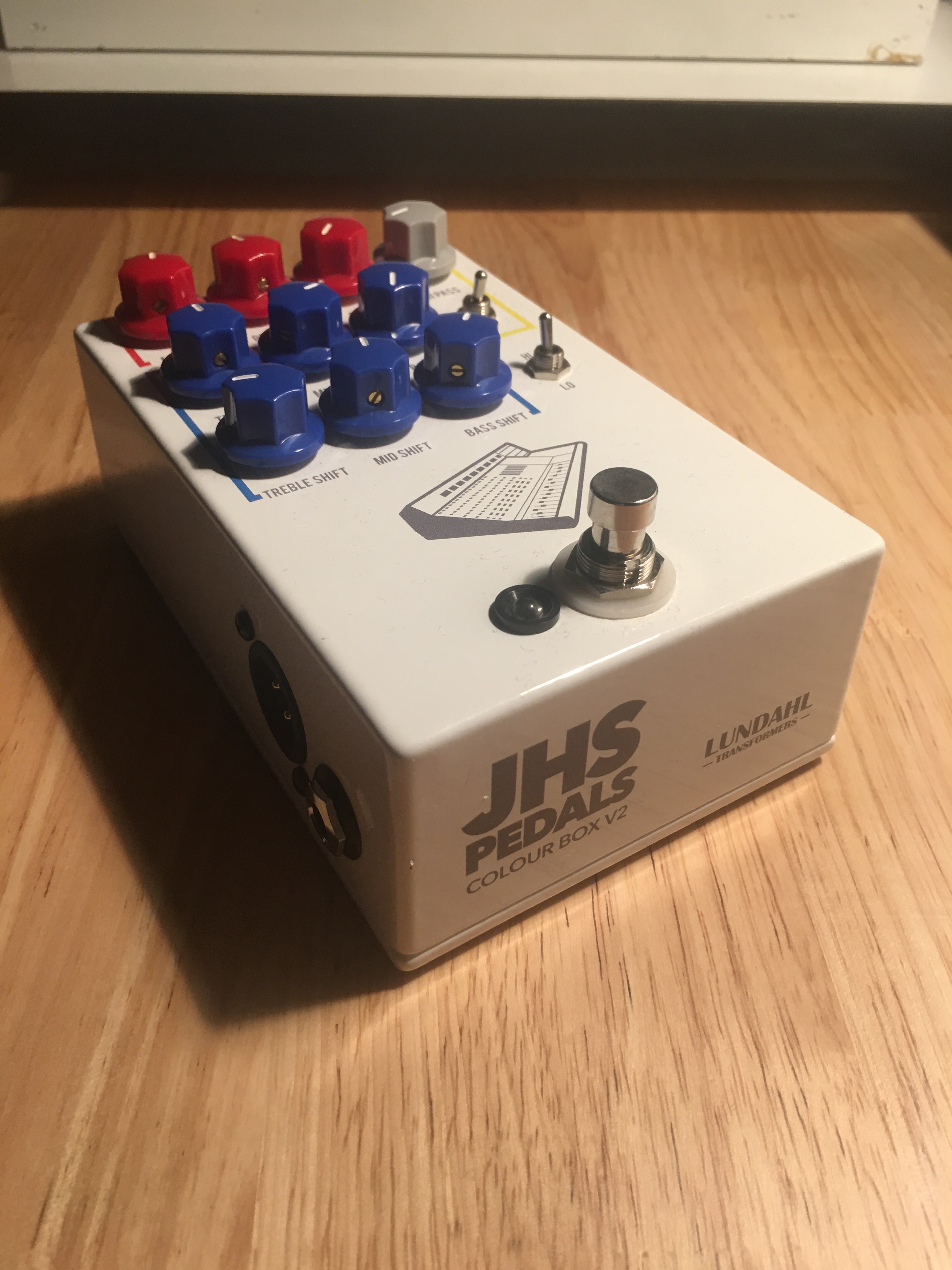 Colour Box V2 JHS Pedals Colour Box V2 Audiofanzine