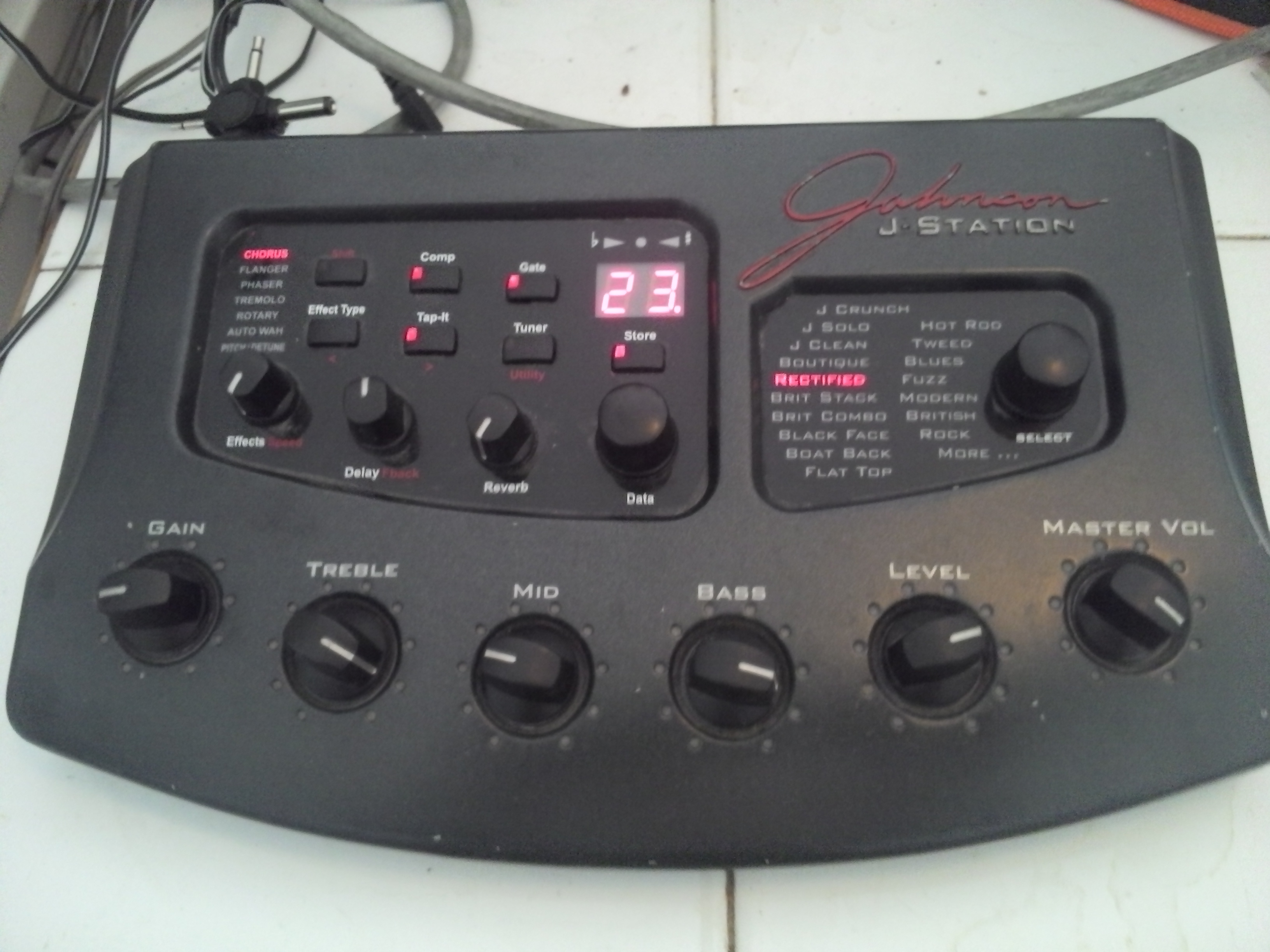 JSTATION Johnson Amplification JStation Audiofanzine