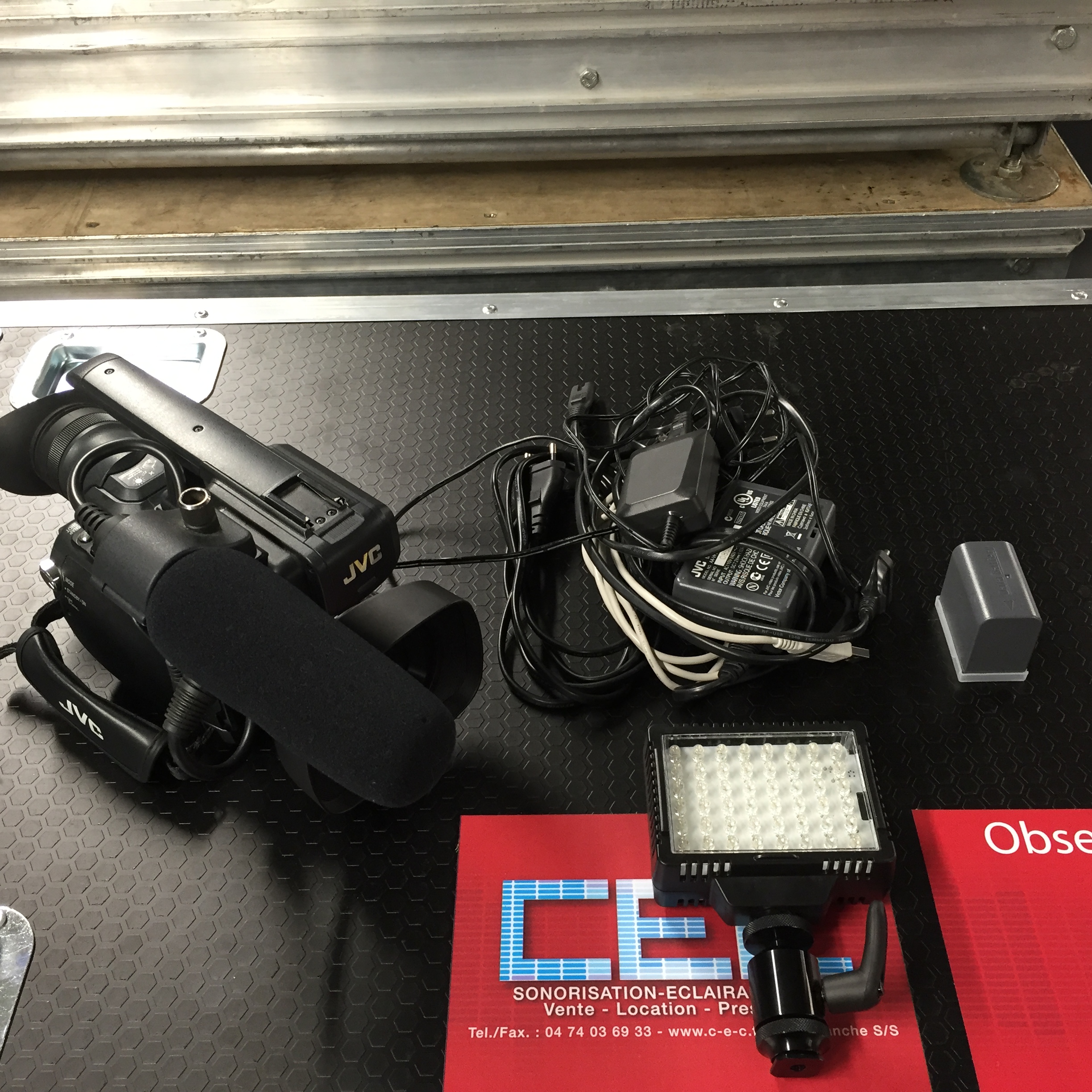 GY-HM700E - JVC GY-HM700E - Audiofanzine