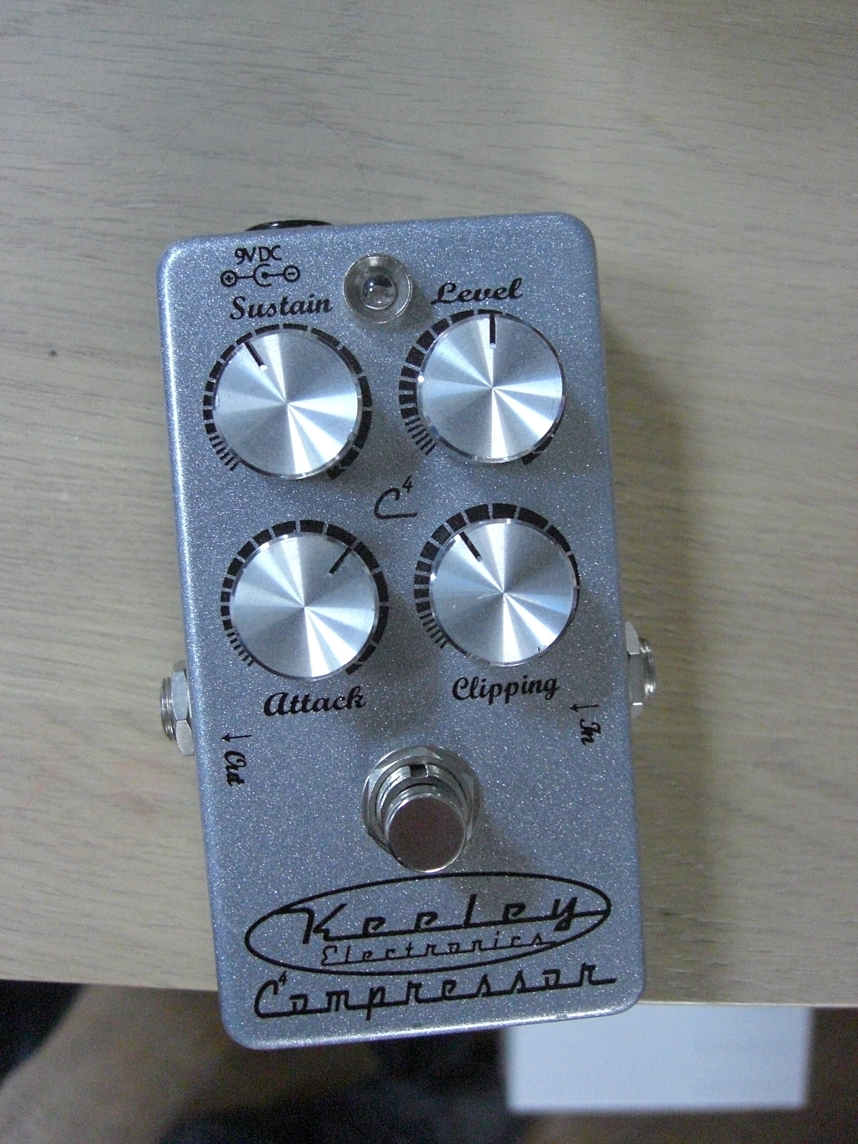 Keeley 4 knob compressor manual