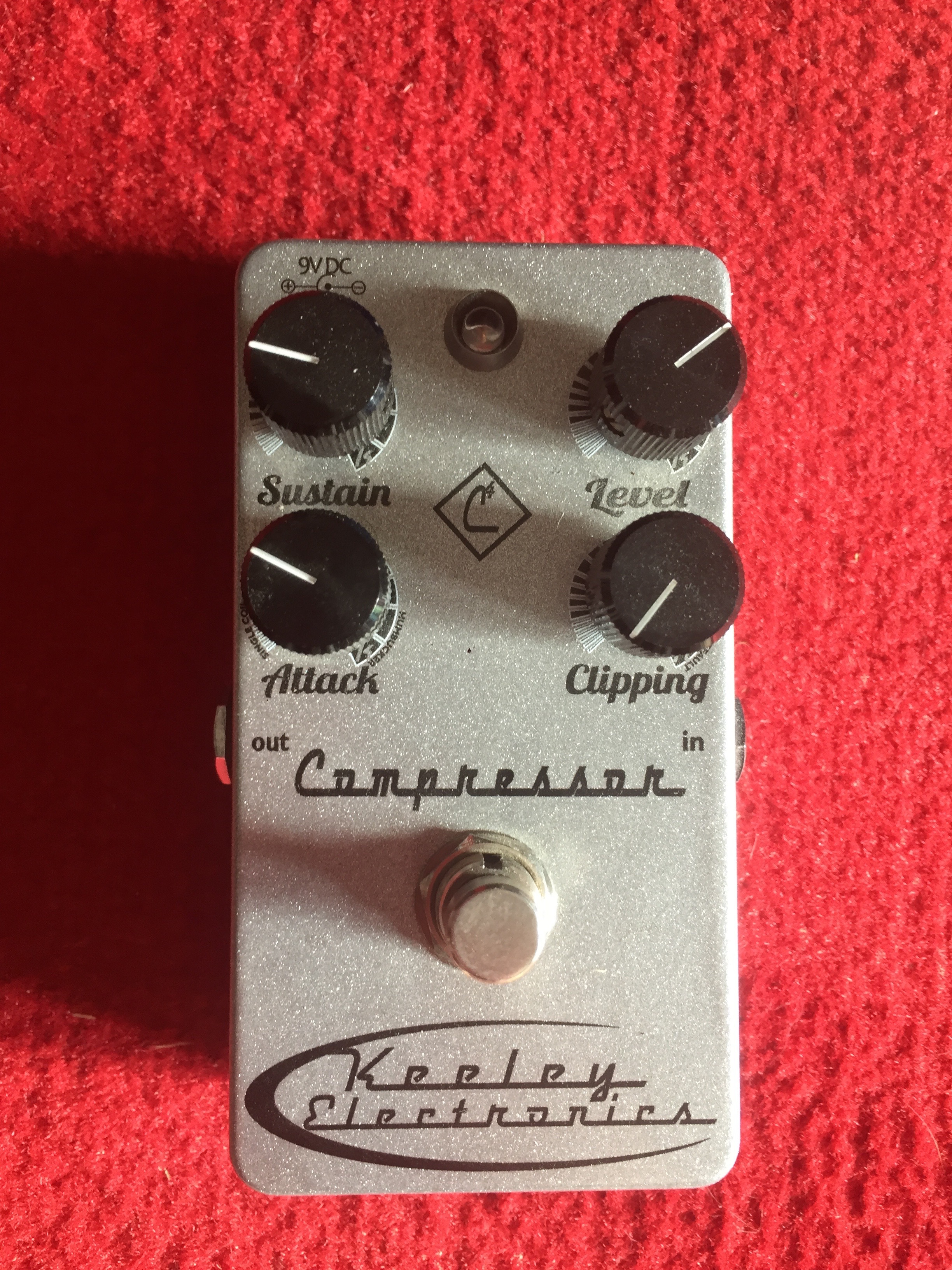 4 KNOB COMPRESSOR Keeley Electronics 4 Knob Compressor Audiofanzine