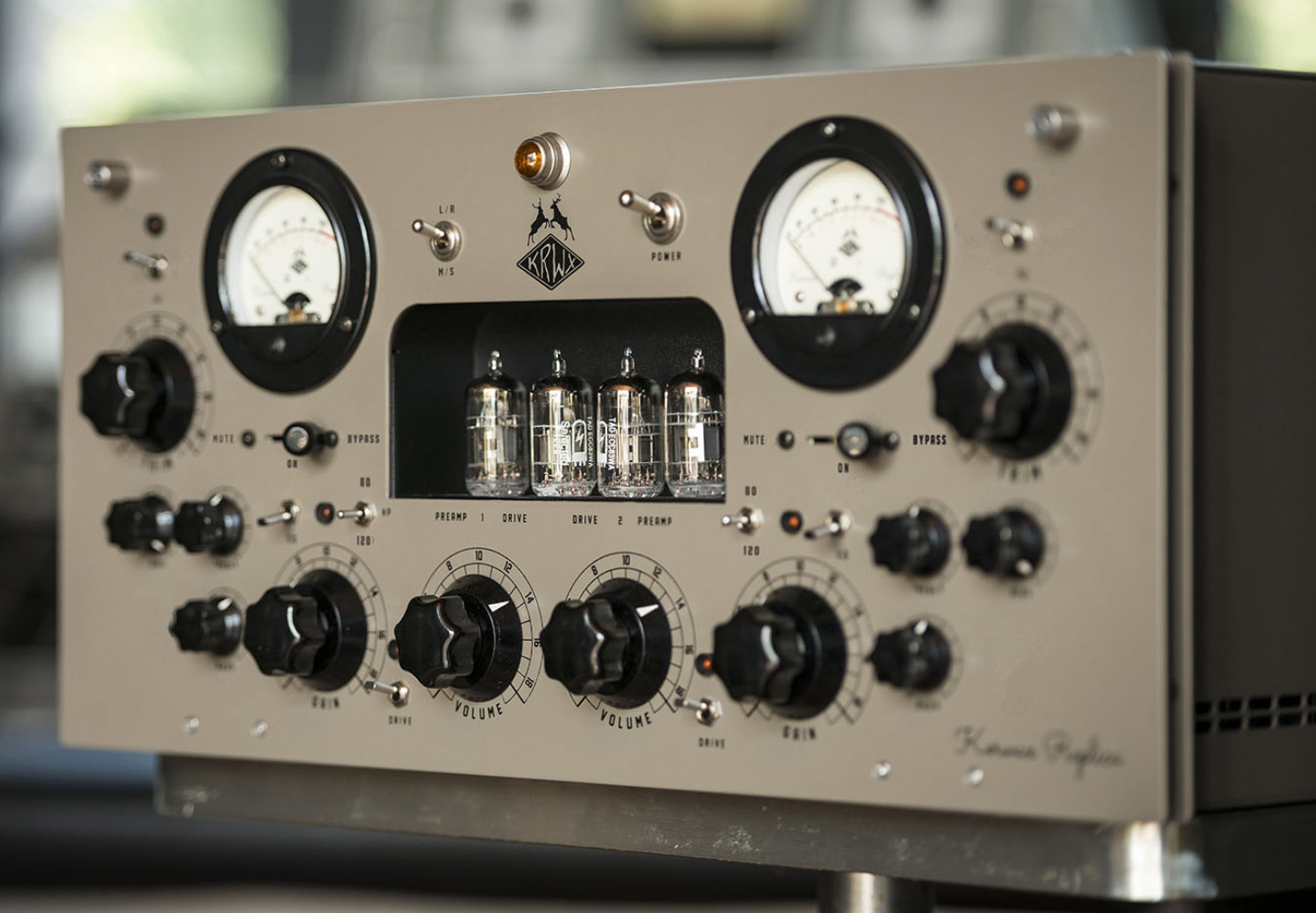 REPLICA Kerwax Studio Replica Audiofanzine