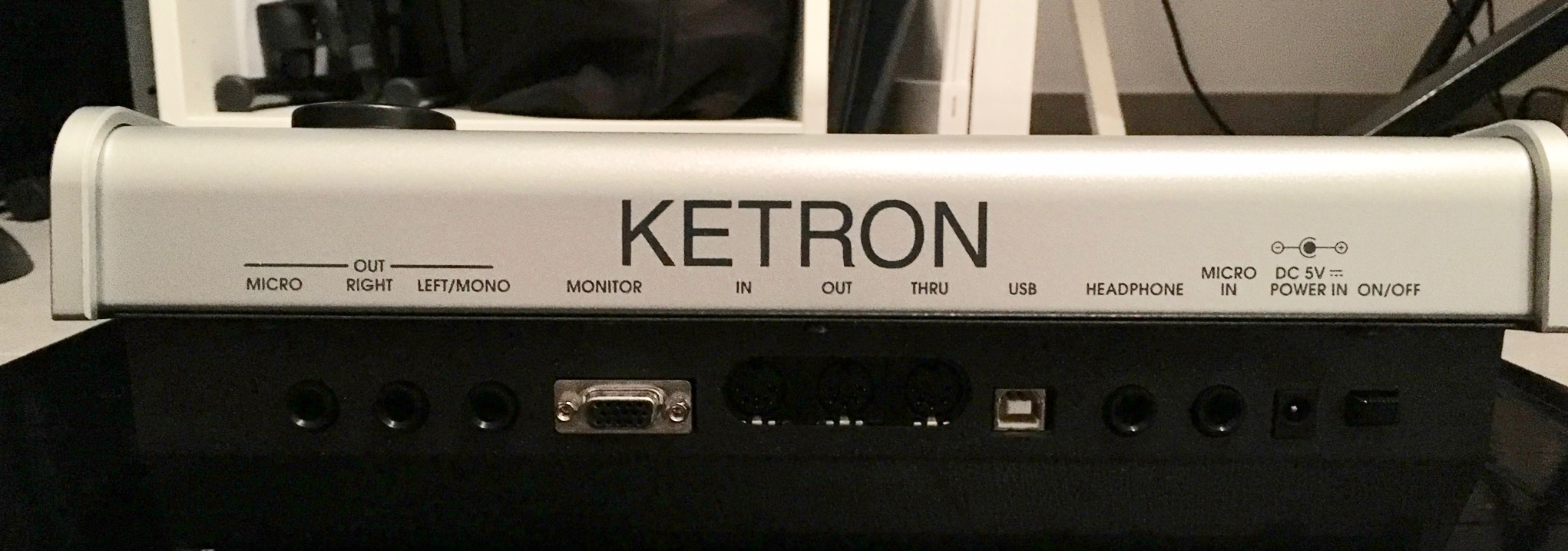 Ketron Midjay Plus image (1991815) Audiofanzine